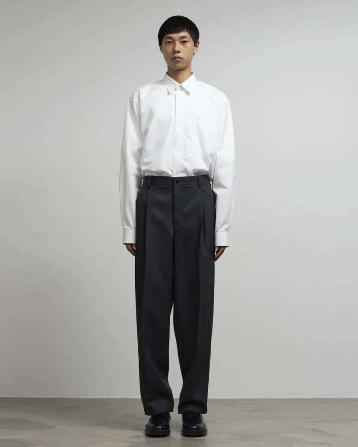 Graphpaper / Scale Off Wool Wide Tapered Slacks (GM261-40177B)