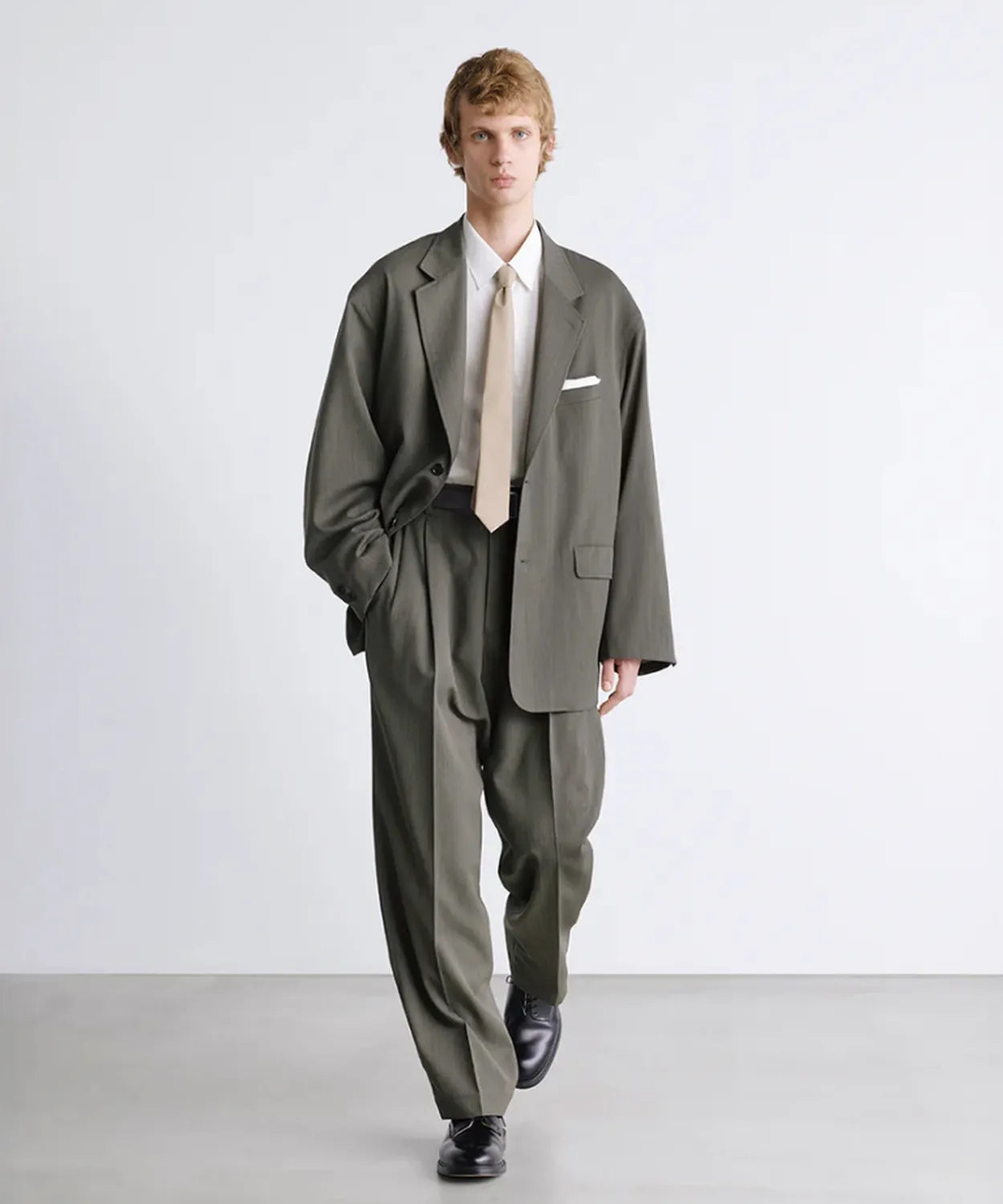 Graphpaper / ALUMO for GP Cotton Pocket Square (GU261-90227)