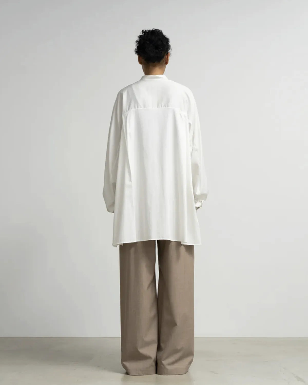 Graphpaper / Silicon Poplin Deep Slit Band Collar Shirt (GL261-50184)