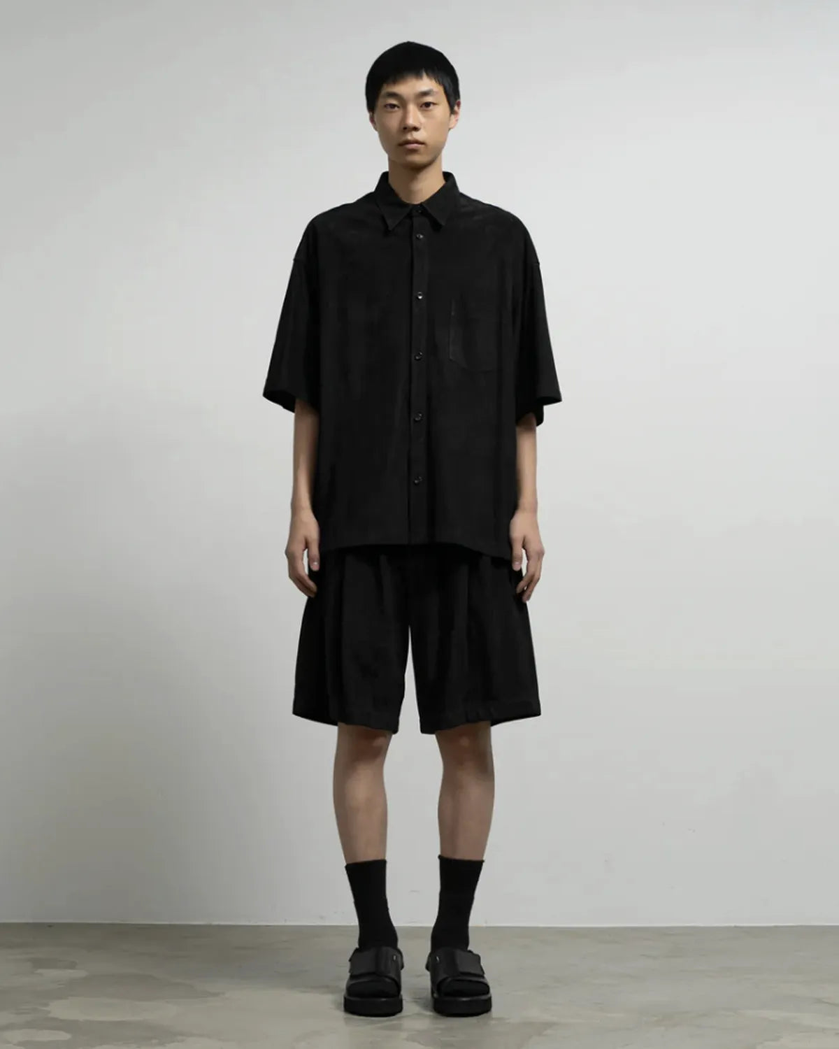 Graphpaper / Cow Nubuck Leather S/S Oversized Regular Collar Shirt (GU261-50407)