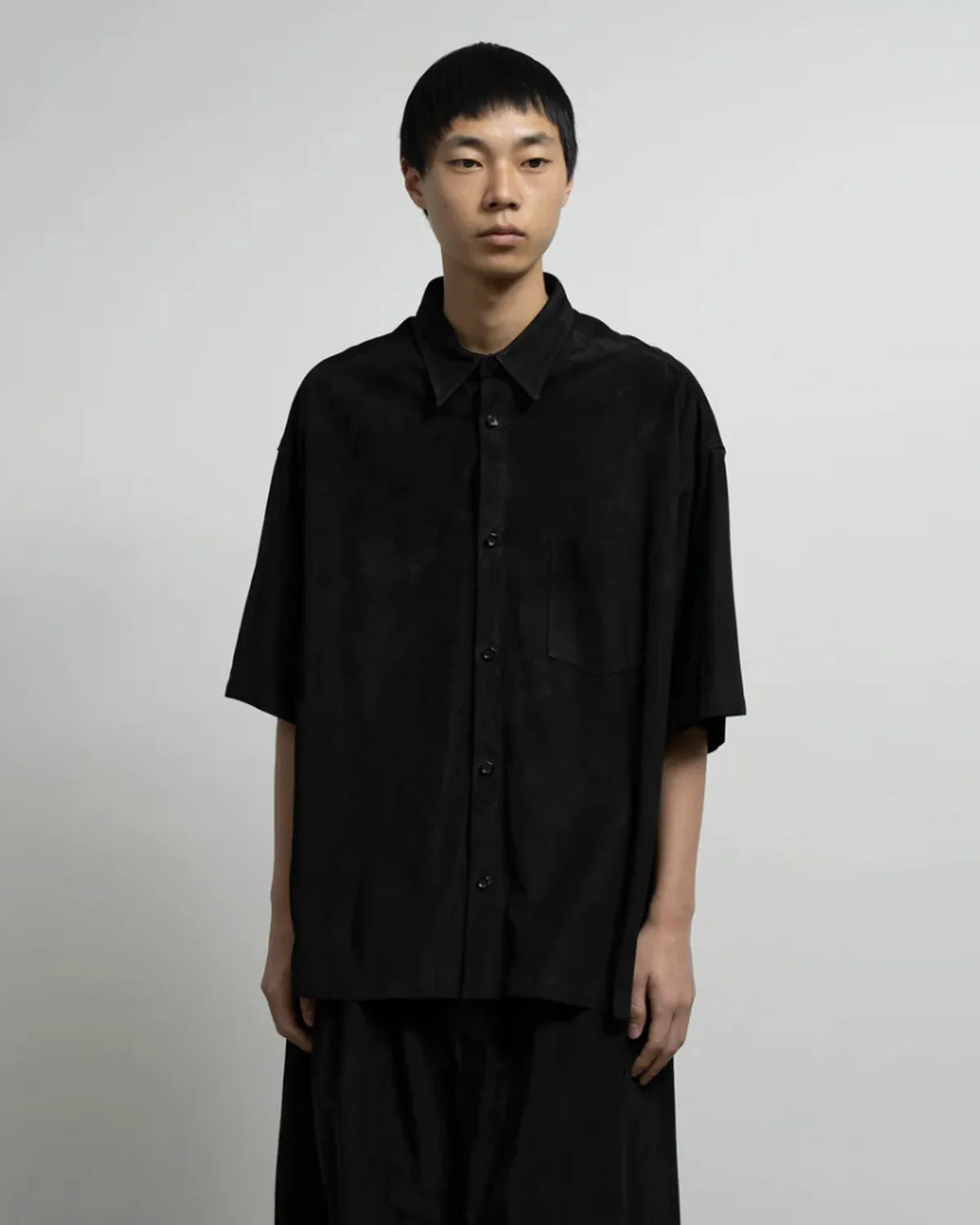 Graphpaper / Cow Nubuck Leather S/S Oversized Regular Collar Shirt (GU261-50407)