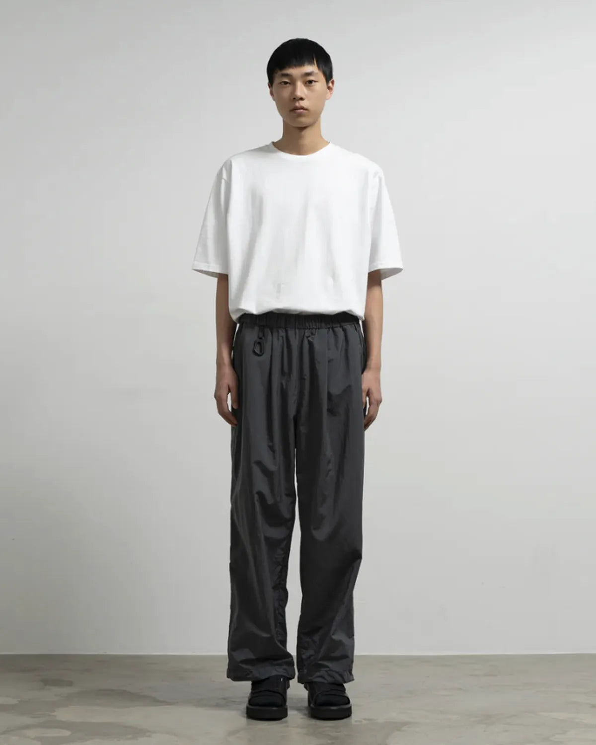 Graphpaper × NORMAL EXPERT / NORMAL EXPERT for Graphpaper 300 PANTS (NEXM261-40001)