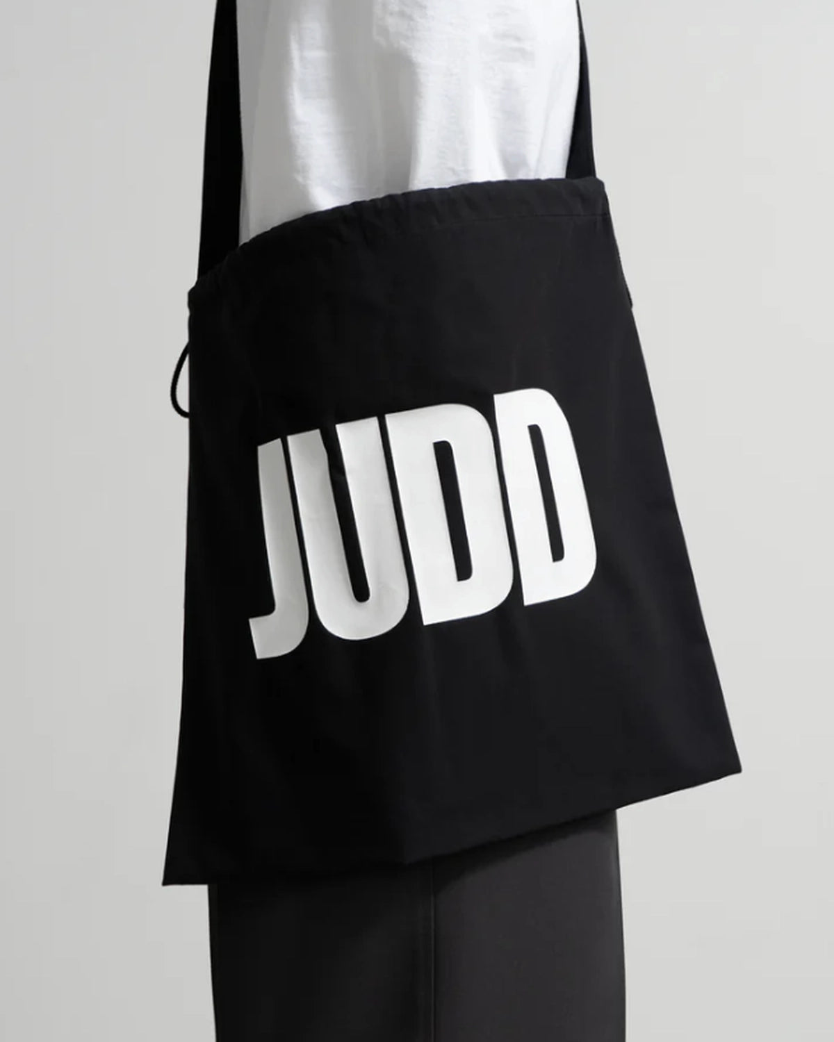 Graphpaper × JUDD Foundation / Donald Judd w/ GP JUDD Printed Drawstring Bag (GU261-90778)