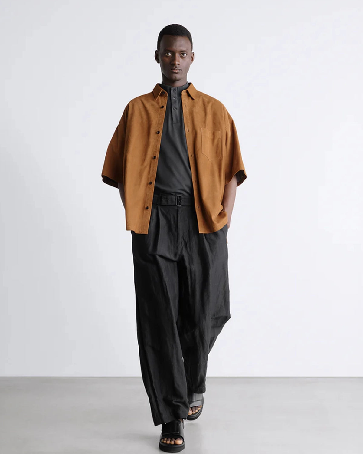 Graphpaper / Linen Cupro Back Satin Belted Pants (GM261-40371)