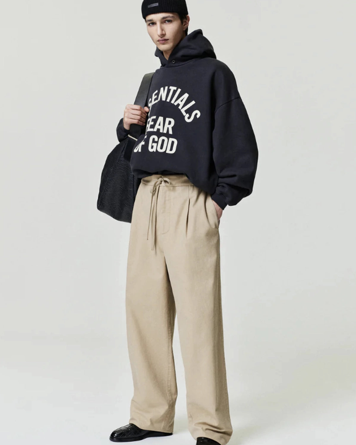 ESSENTIALS/HOODIE