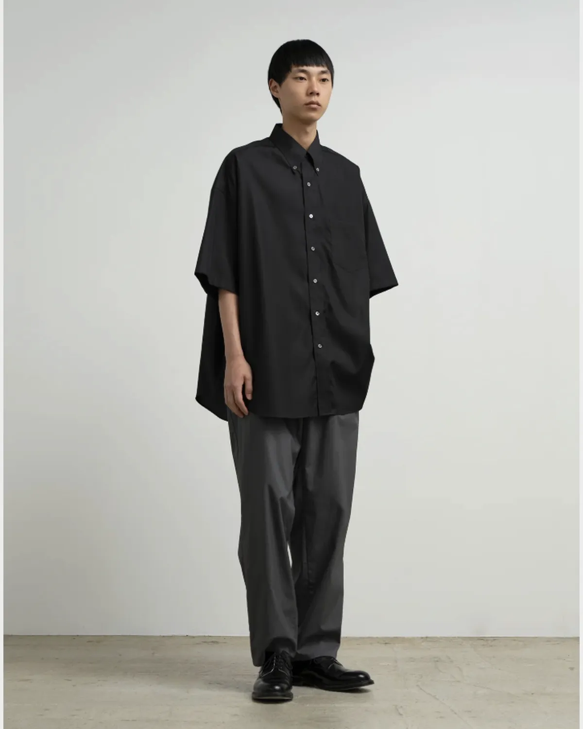 Graphpaper / Easy Care Poplin S/S Oversized B.D Shirt (GM263-50621)