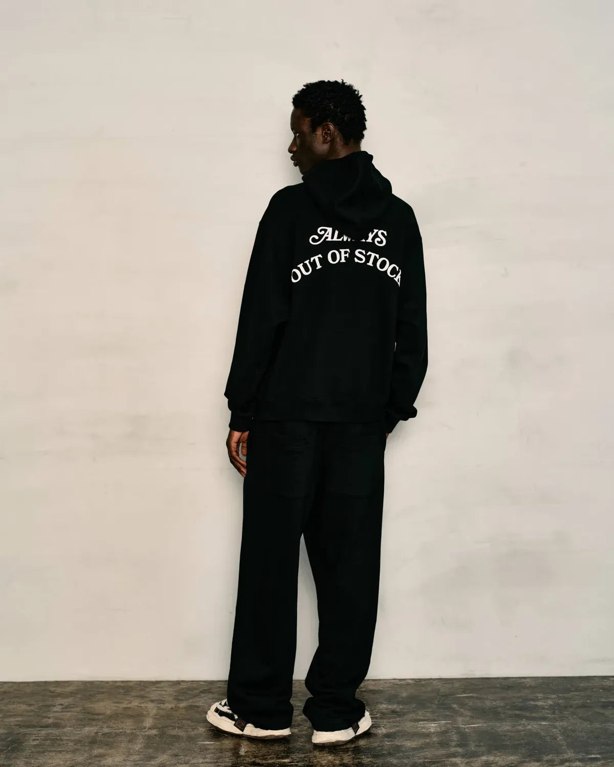 ALWAYS OUT OF STOCK / BASIC LOGO HOODIE (HA-026103204)
