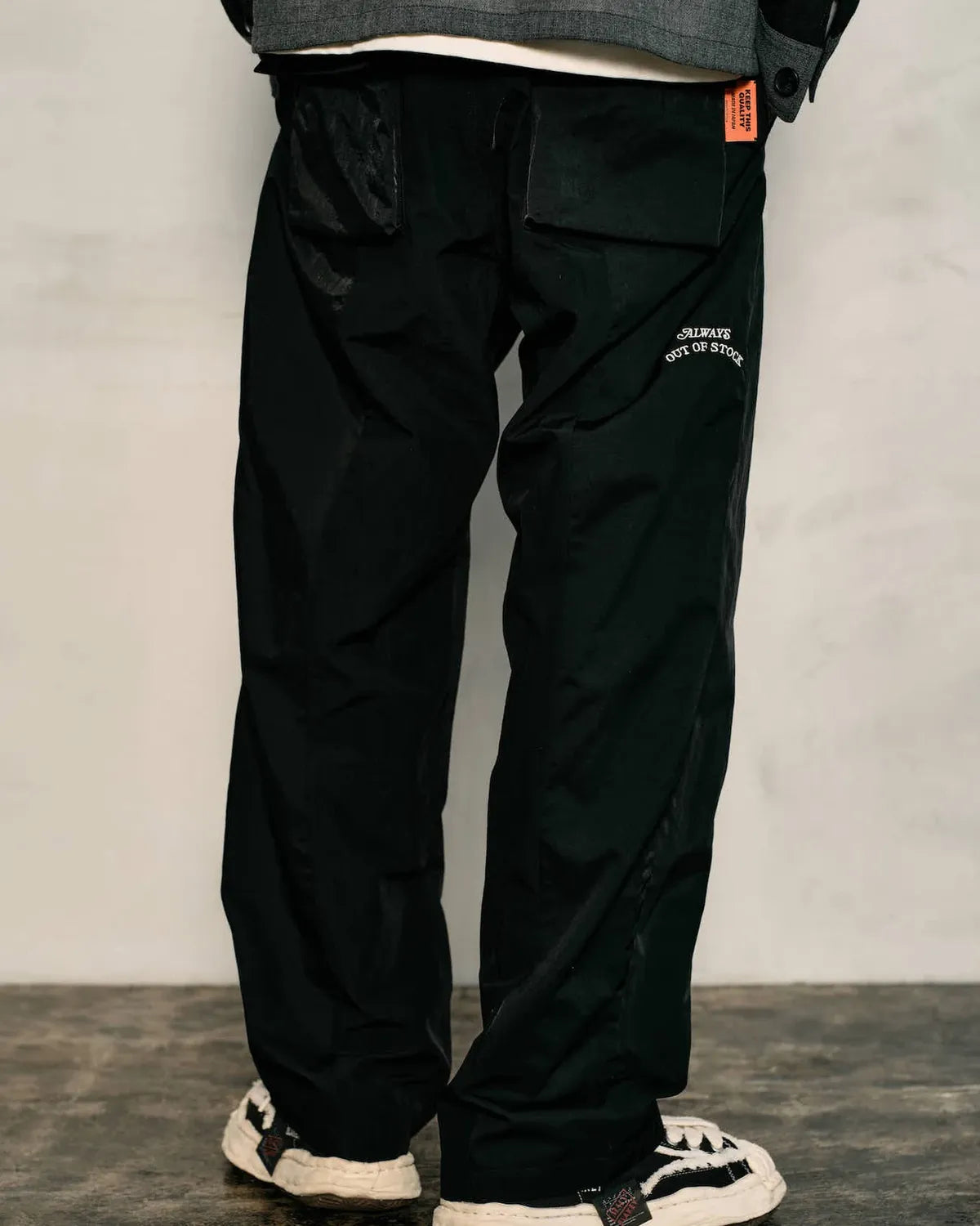 ALWAYS OUT OF STOCK / OVER PLEATED TROUSERS (HA-026106108)