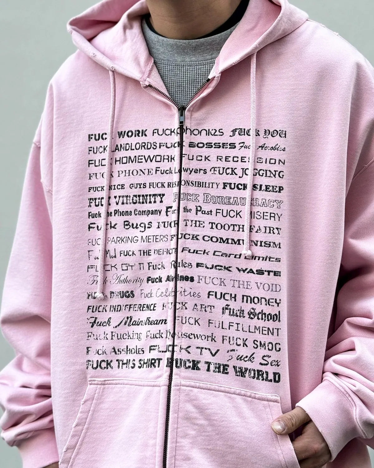 VETEMENTS / FUCK EVERYTHING ZIP-UP HOODIE (ME76ZU209PX)
