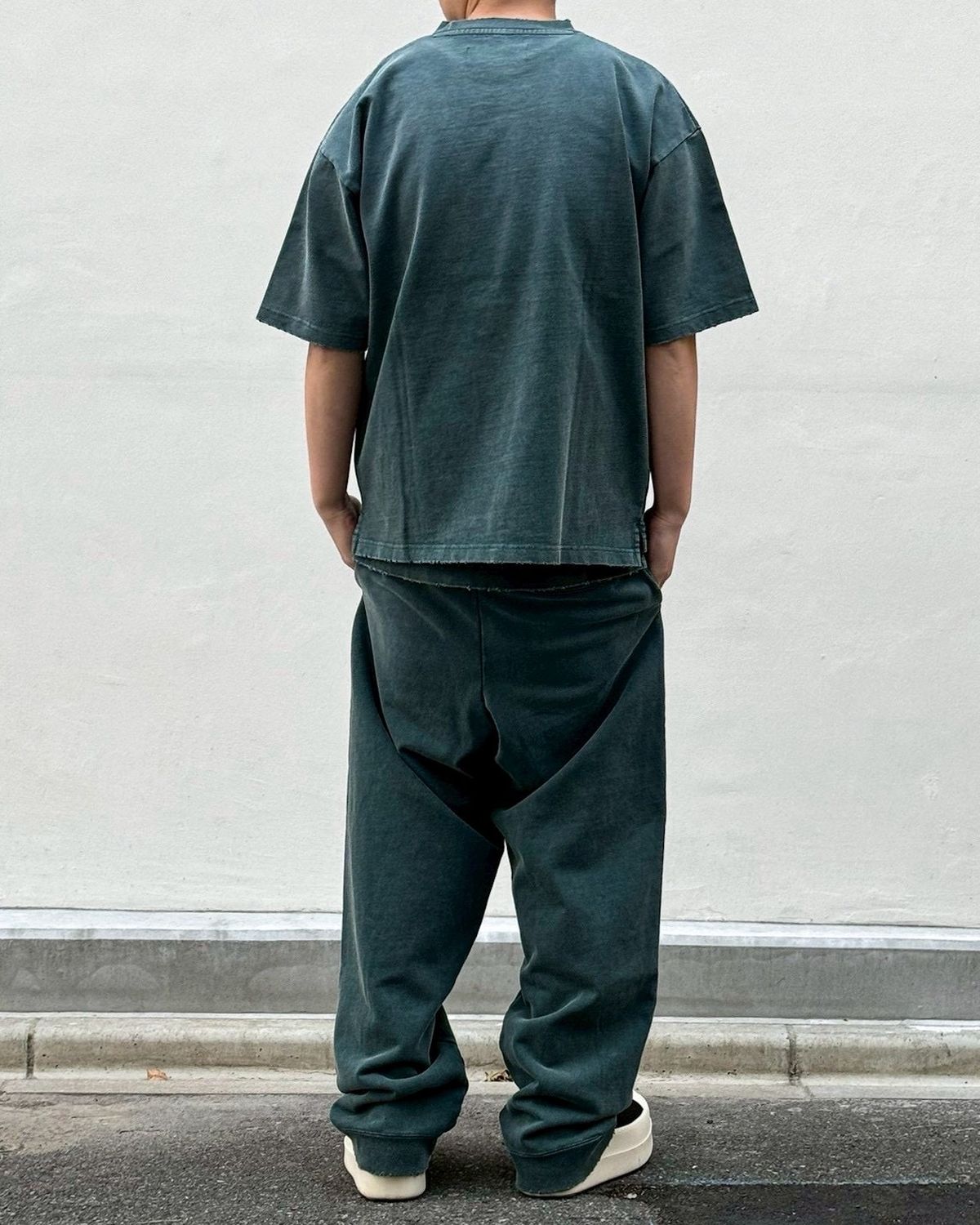 Maison MIHARA YASUHIRO in・stru(men-tal). / Sun Faded Like Distressed Pocket T-shirt (I16TS571)