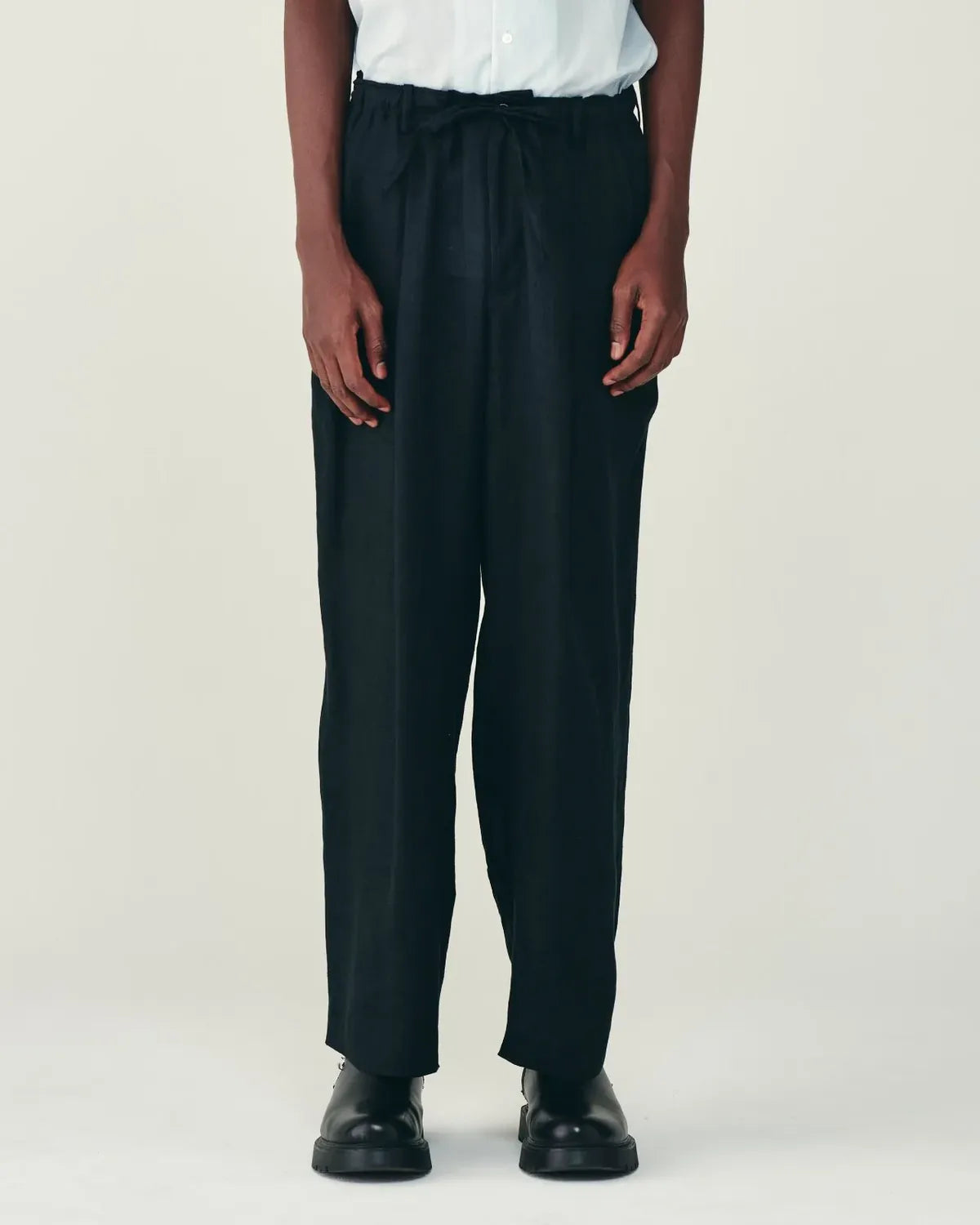 MARKAWARE / Hemp Shirting / Double Pleated Easy Trousers (A26B05PT01C)