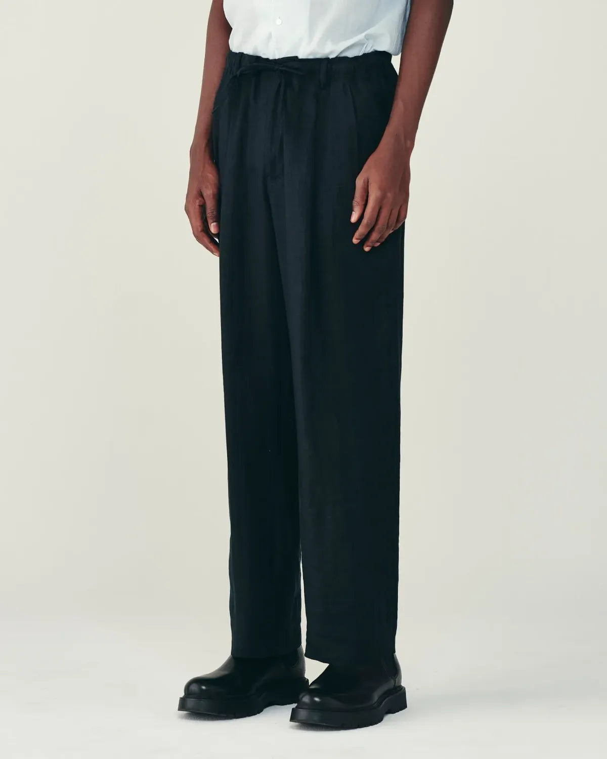 MARKAWARE / Hemp Shirting / Double Pleated Easy Trousers (A26B05PT01C)