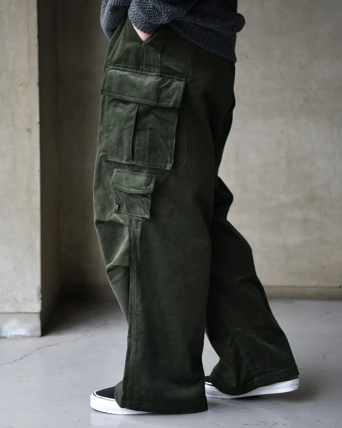 MODMNT / MIL CARGO CORDUROY PANTS (M2520-1D018F)