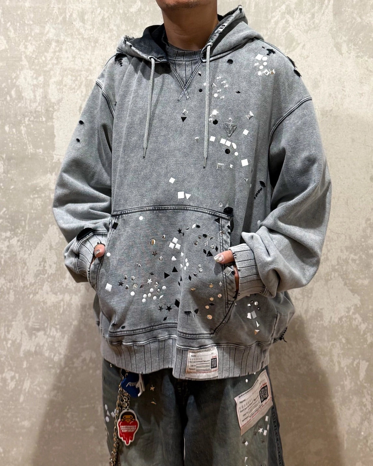Maison MIHARA YASUHIRO / EMBELLISH BLEACH HOODIE (A15HD561)