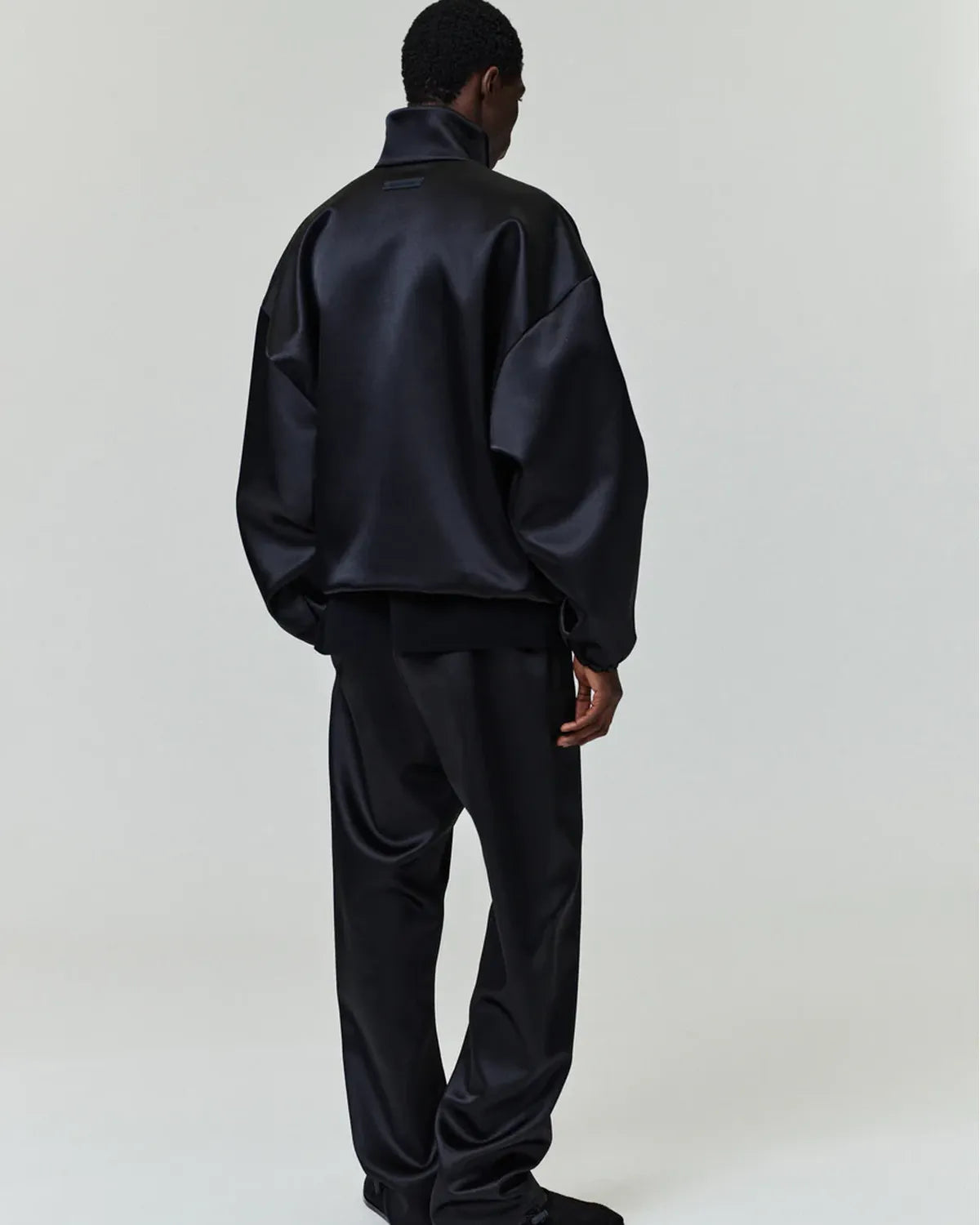 ESSENTIALS / BONDED SATIN RELAXED TRACK PANTS (130SP258210F)