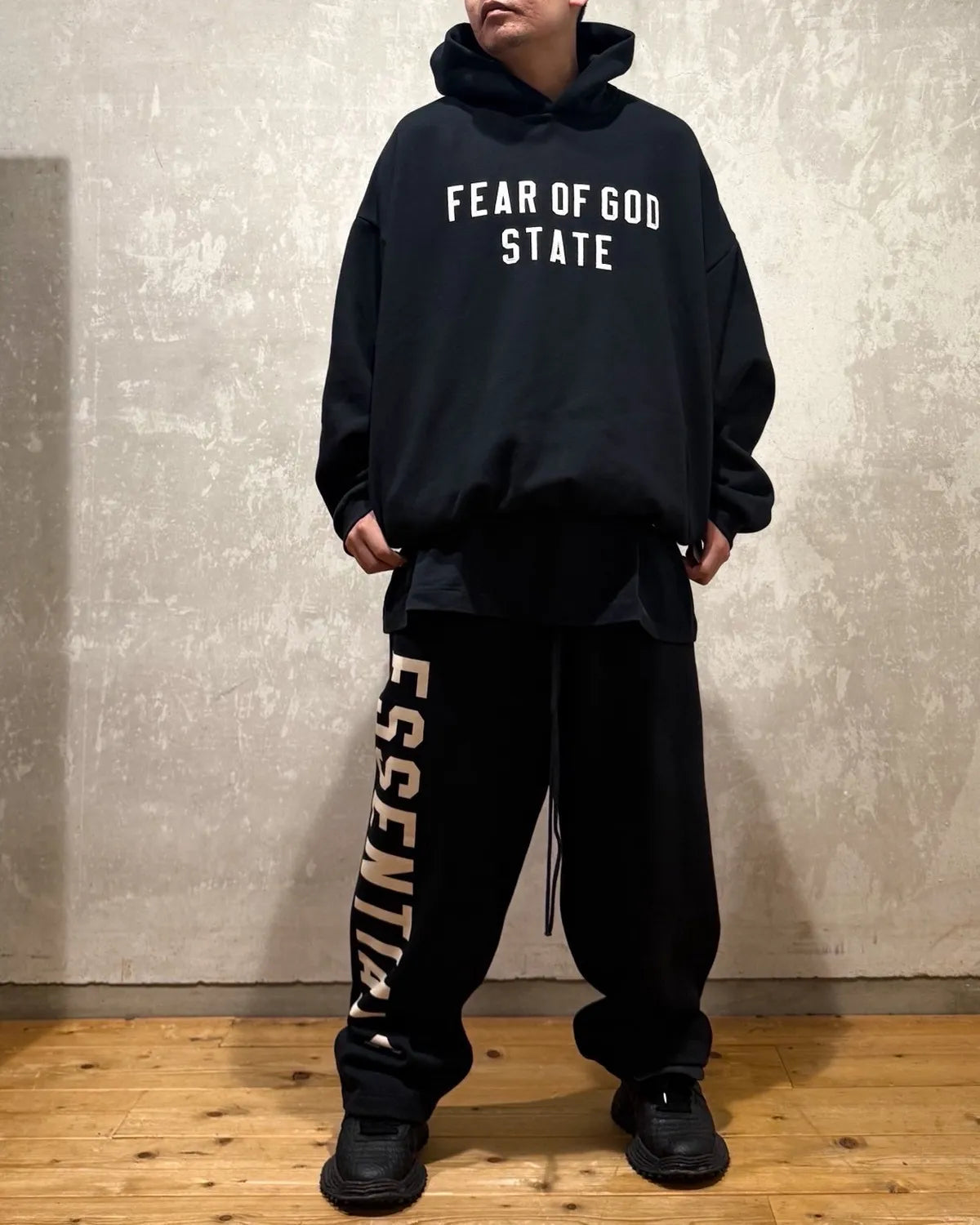 ESSENTIALS/HOODIE
