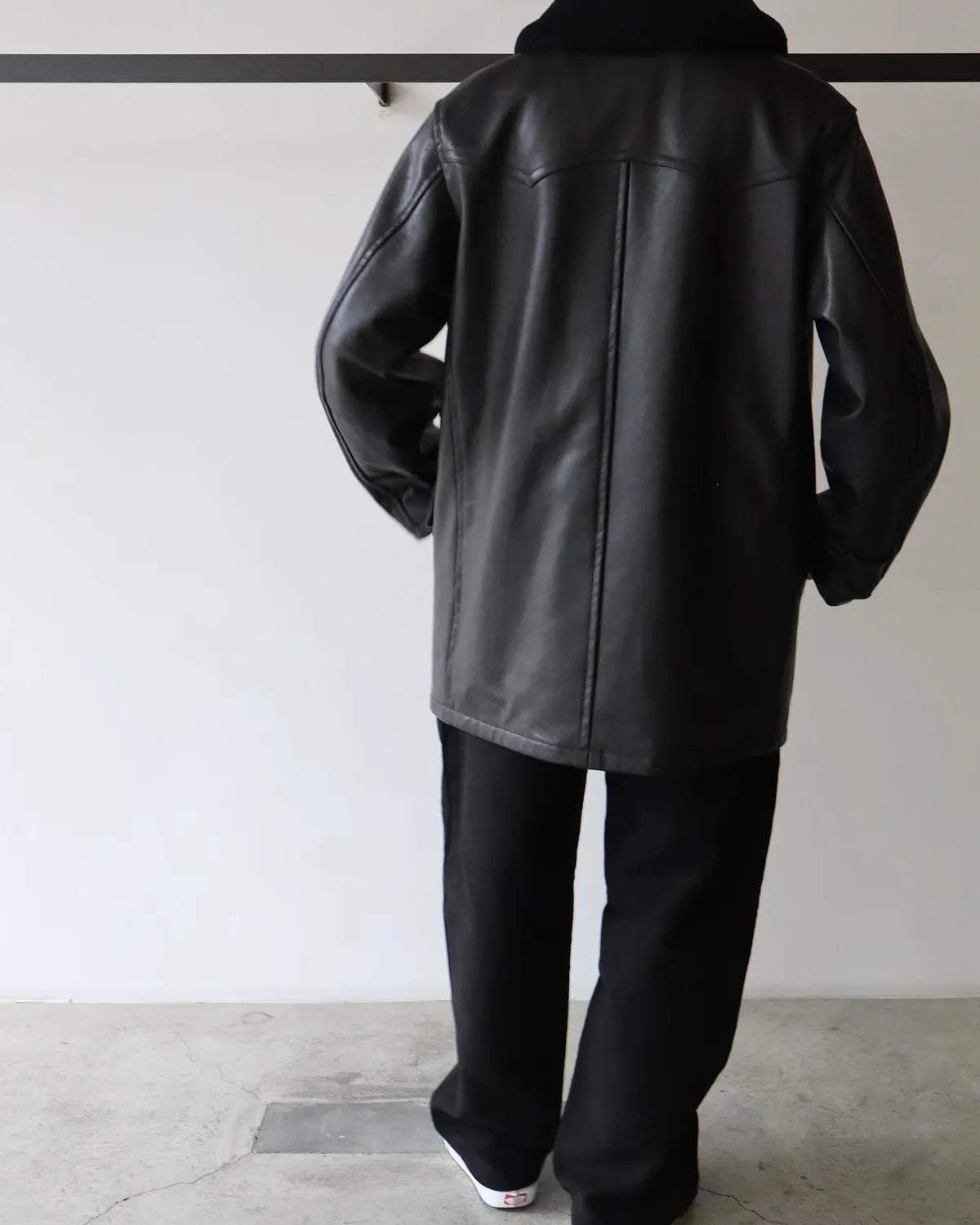 COMOLI / ラムレザー カナディアンコート (C03-04015)