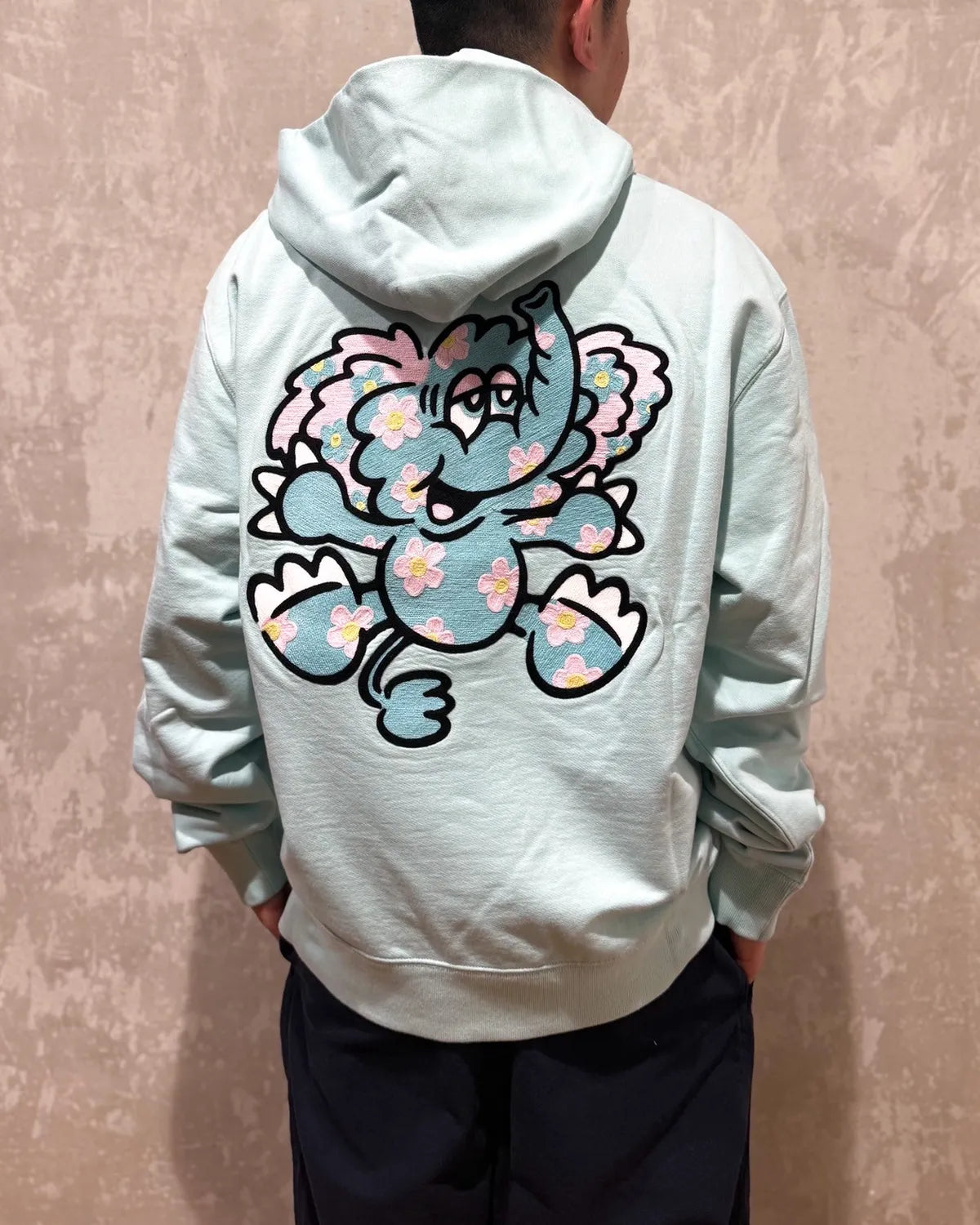 KENZO × Verdy / 'KENZO by Verdy' エンブロイド フ―ディー (FF55SW2714MC)