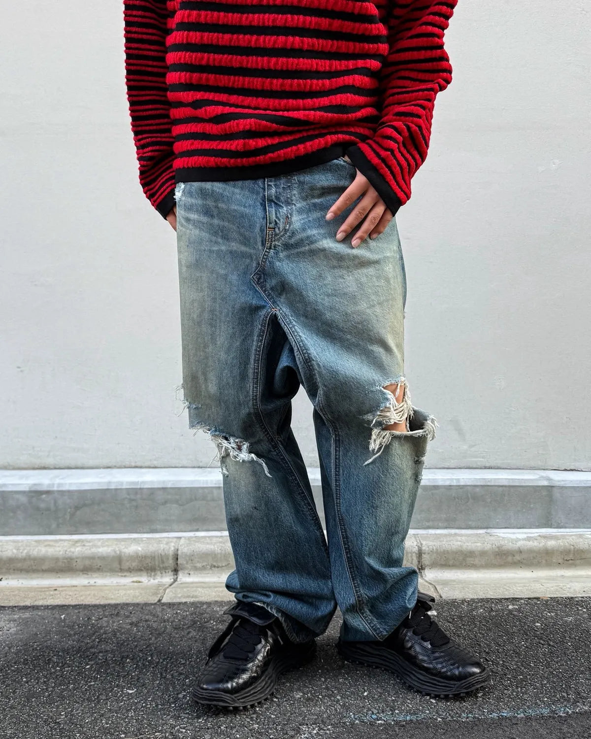 KAMIYA / Distressed Sarouel Denim Pants (G17PT064)