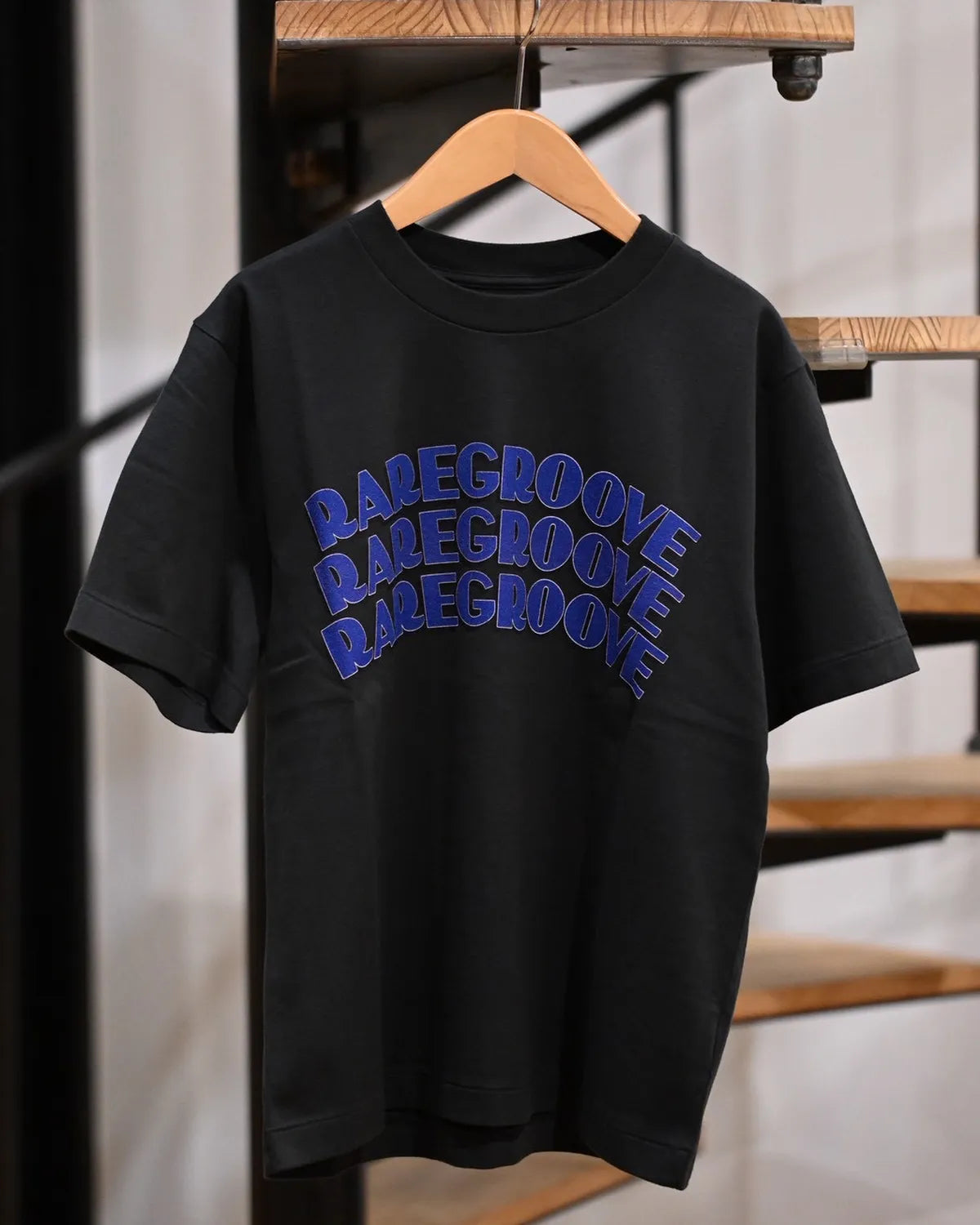blurhmsROOTSTOCK / RAREGROOVE Print Tee STANDARD (bROOTS25S33S26B)
