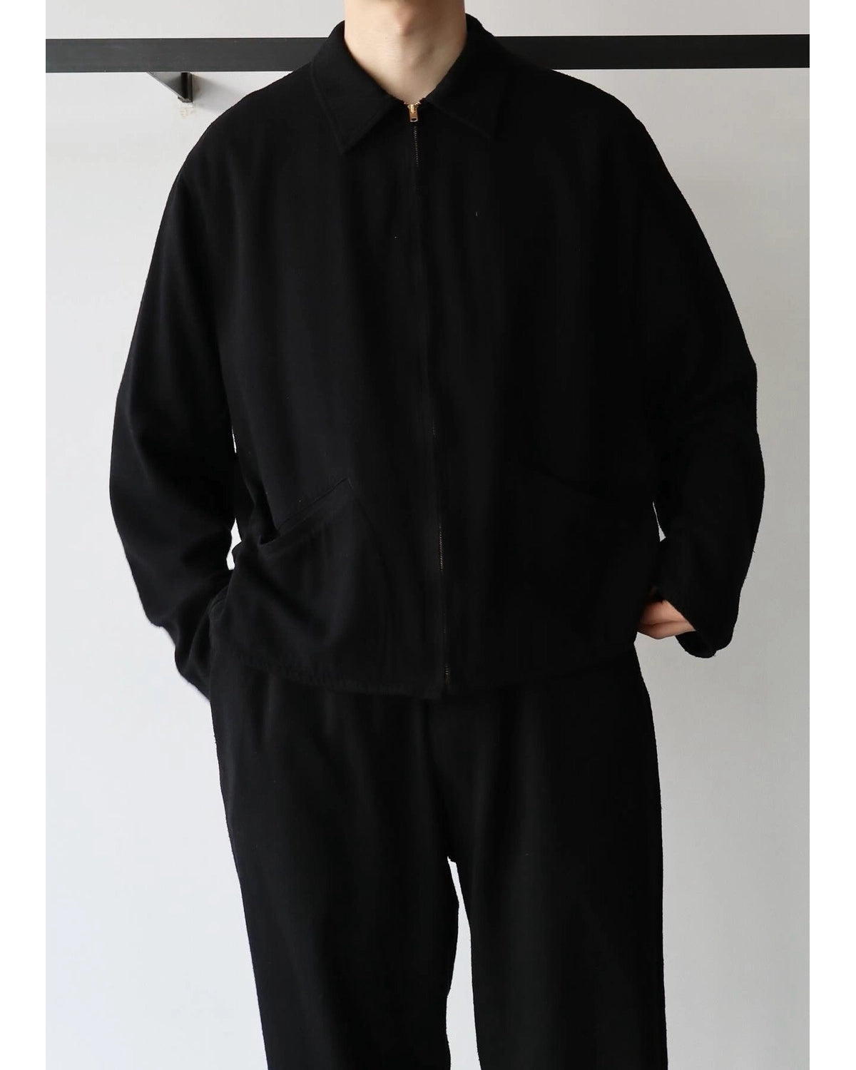 COMOLI / シルクネップ ジップショートジャケット (B01-01003)
