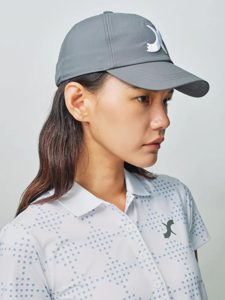 DEES / Emblem Logo Cap White