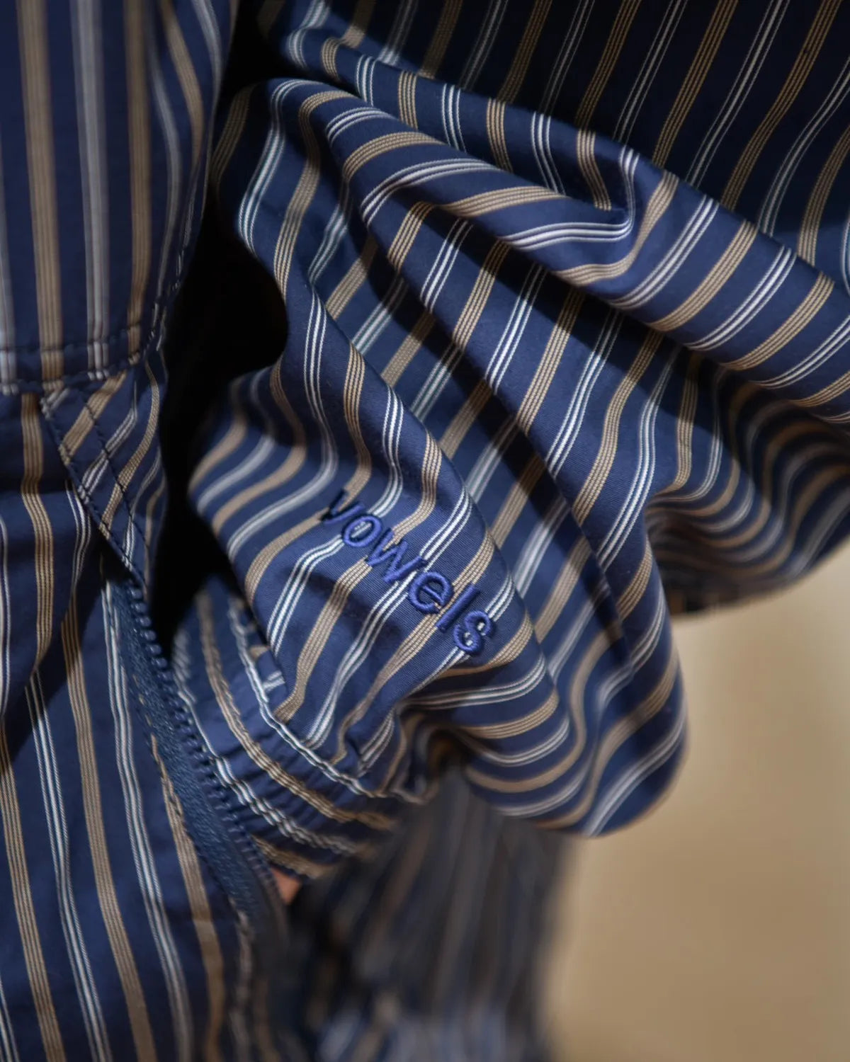 vowels / REVERSIBLE SHELL JACKET (VO-26SS-OW056)