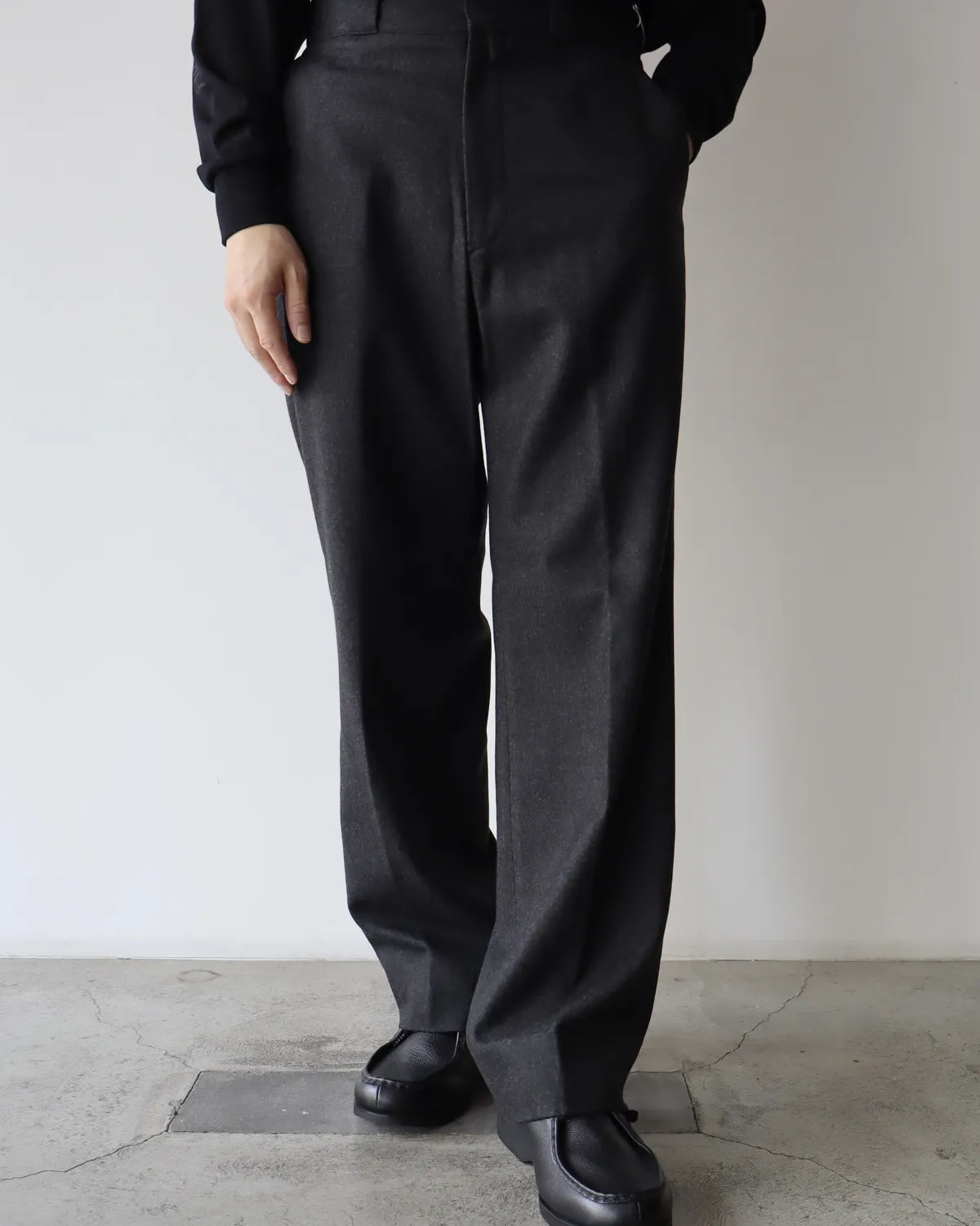 COMOLI / ウールフラノ パンツ (C03-03008)