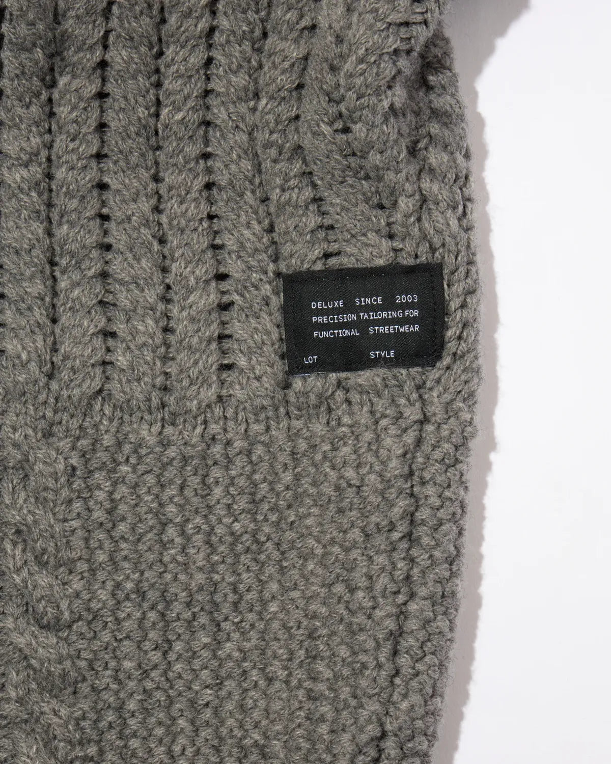 DELUXE / SAVAGE WAVES (25AD3217)