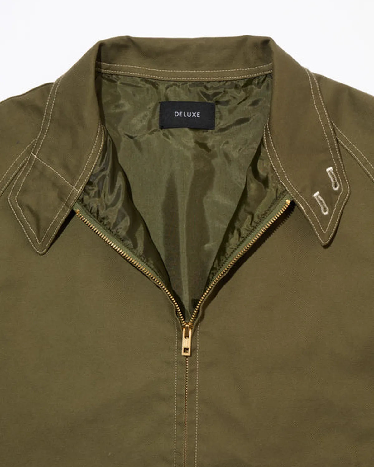 DELUXE / D-4 (25AD5336)