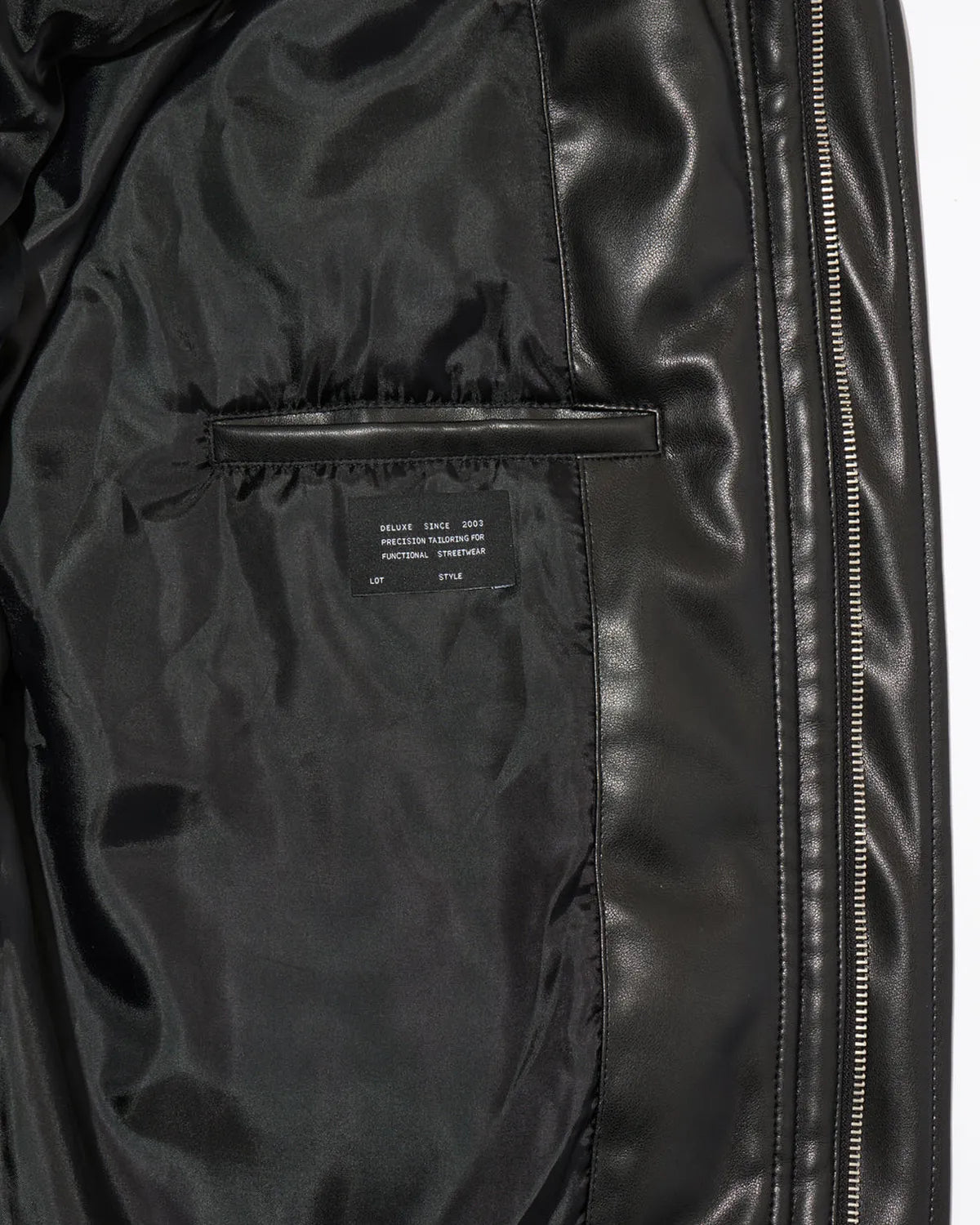 DELUXE / NOTORIOUS (25AD5333)