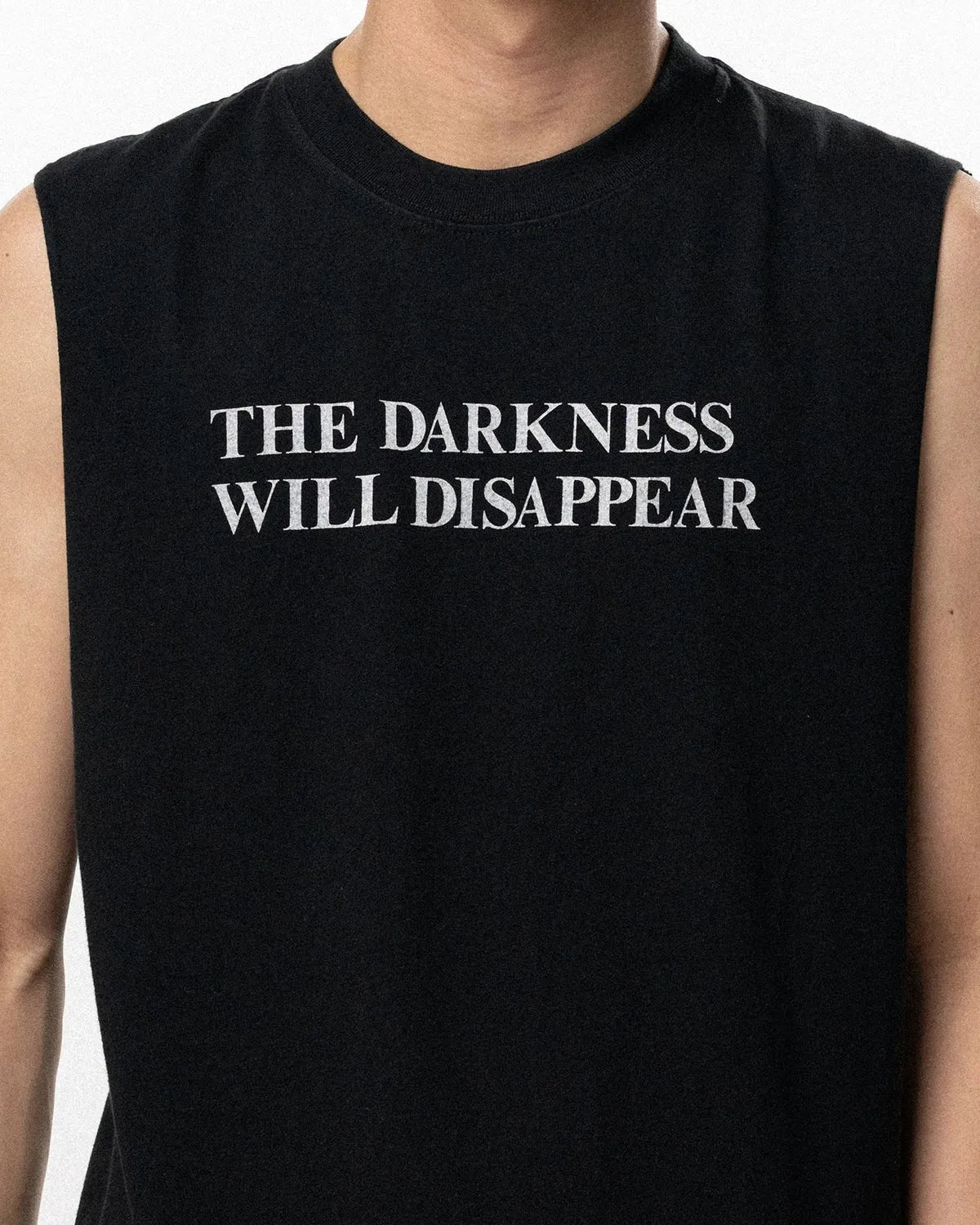 KAMIYA / Typography Print Sleeveless T-shirt (G16TS094)