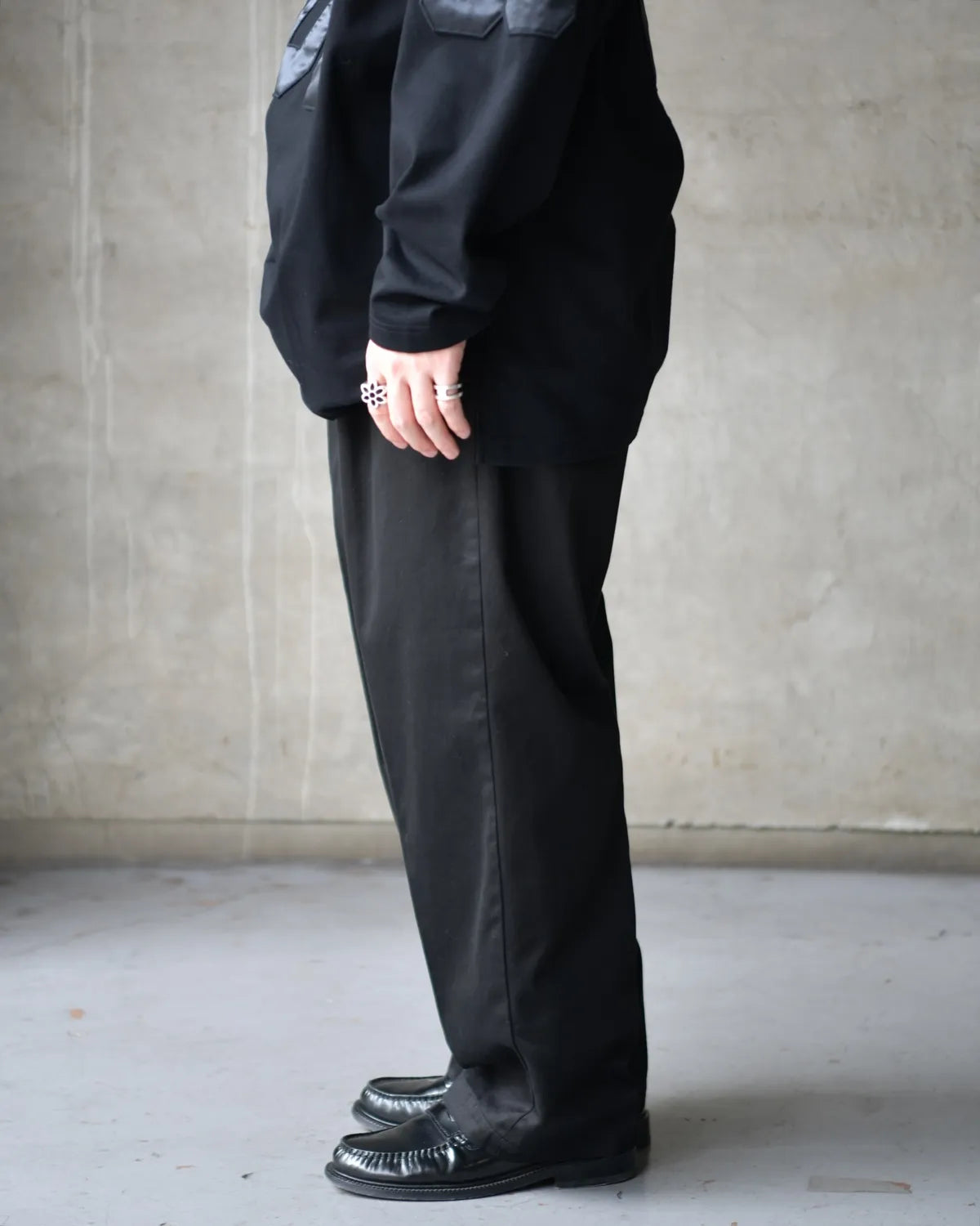 COOTIE PRODUCTIONS® / Wespoint 2 Tuck Easy Trousers (CTE-25A124)