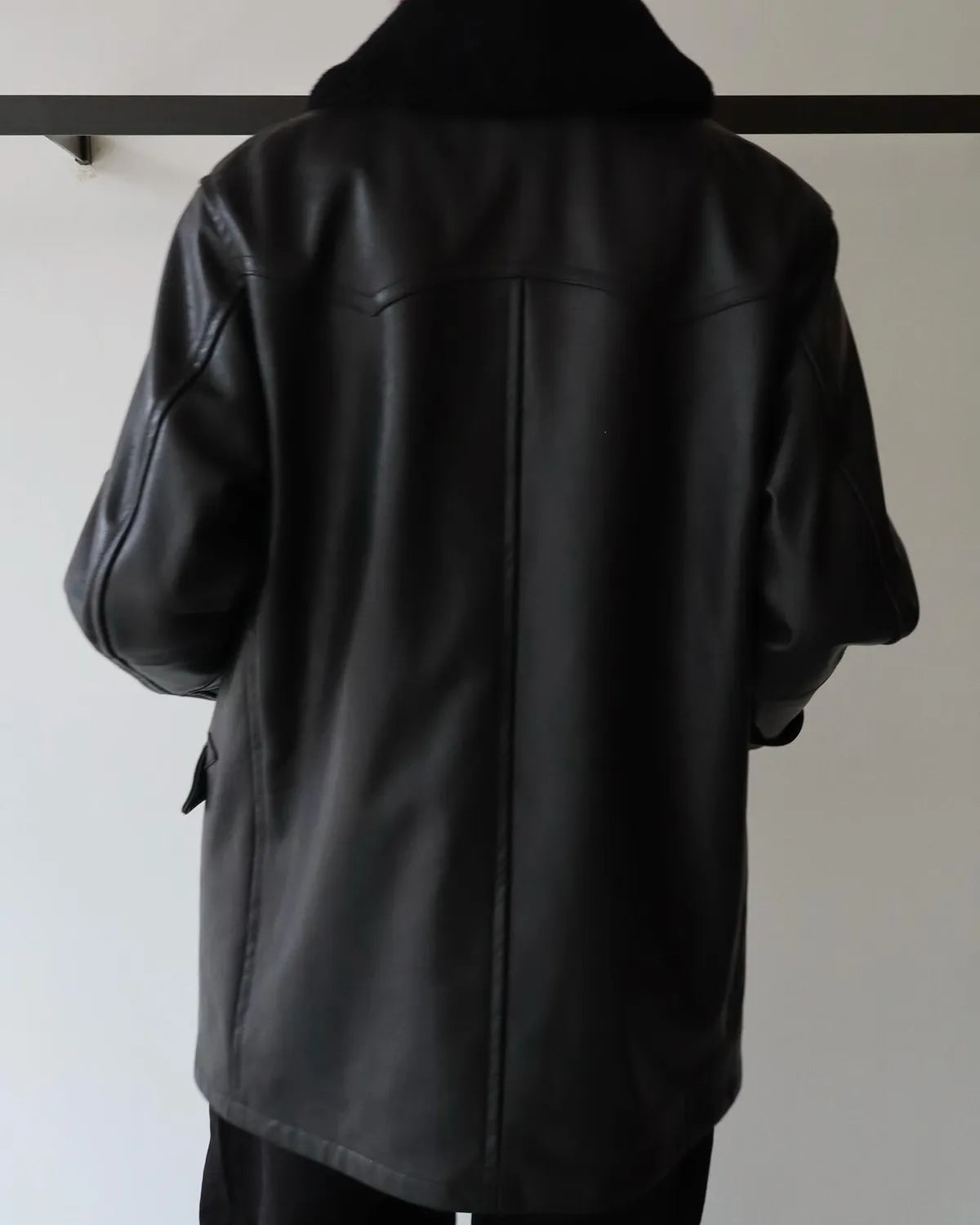 COMOLI / ラムレザー カナディアンコート (C03-04015)