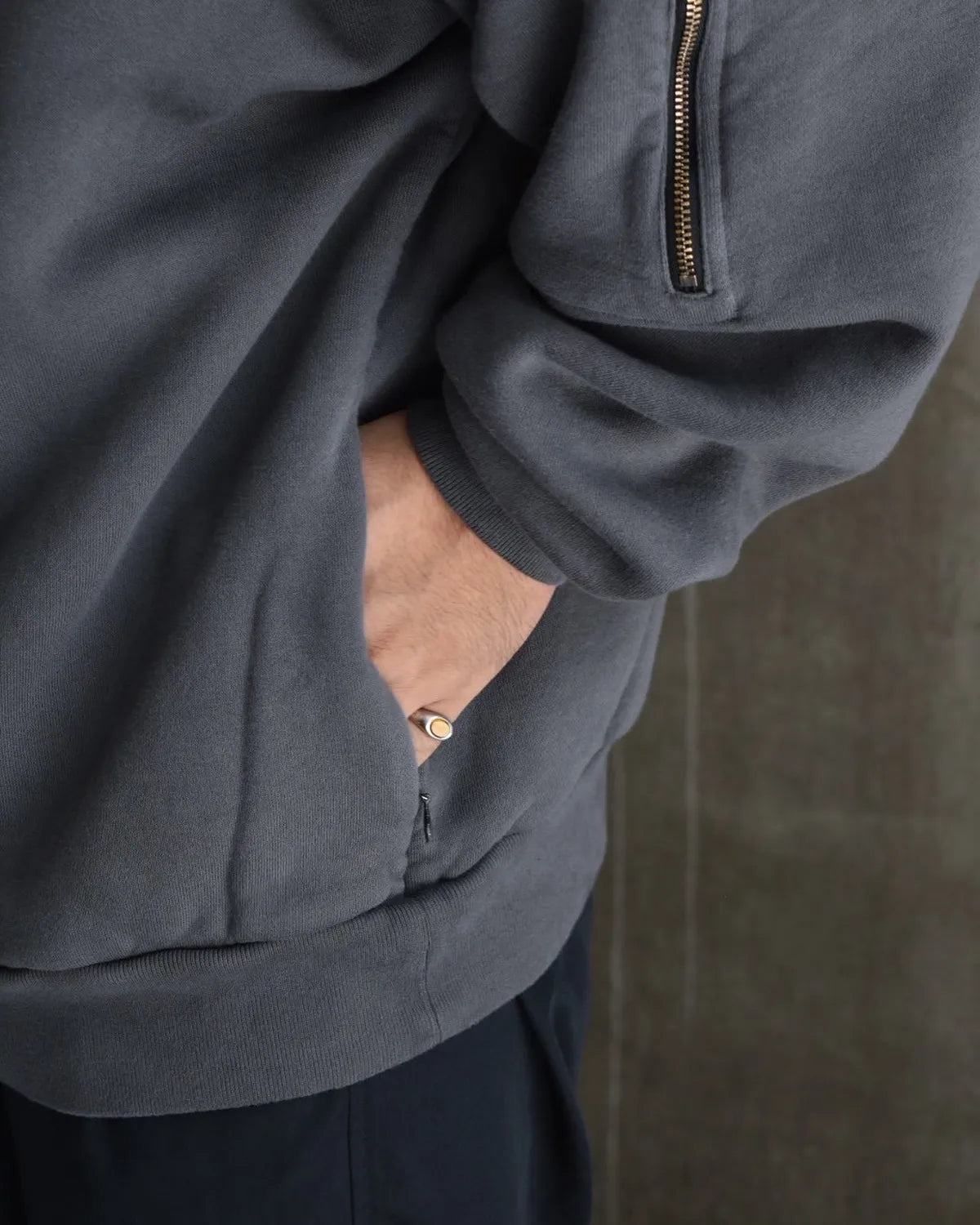is-ness / PIGMENT DYED ZIP SWEAT SHIRT (25AW_08_1007AWCS04)