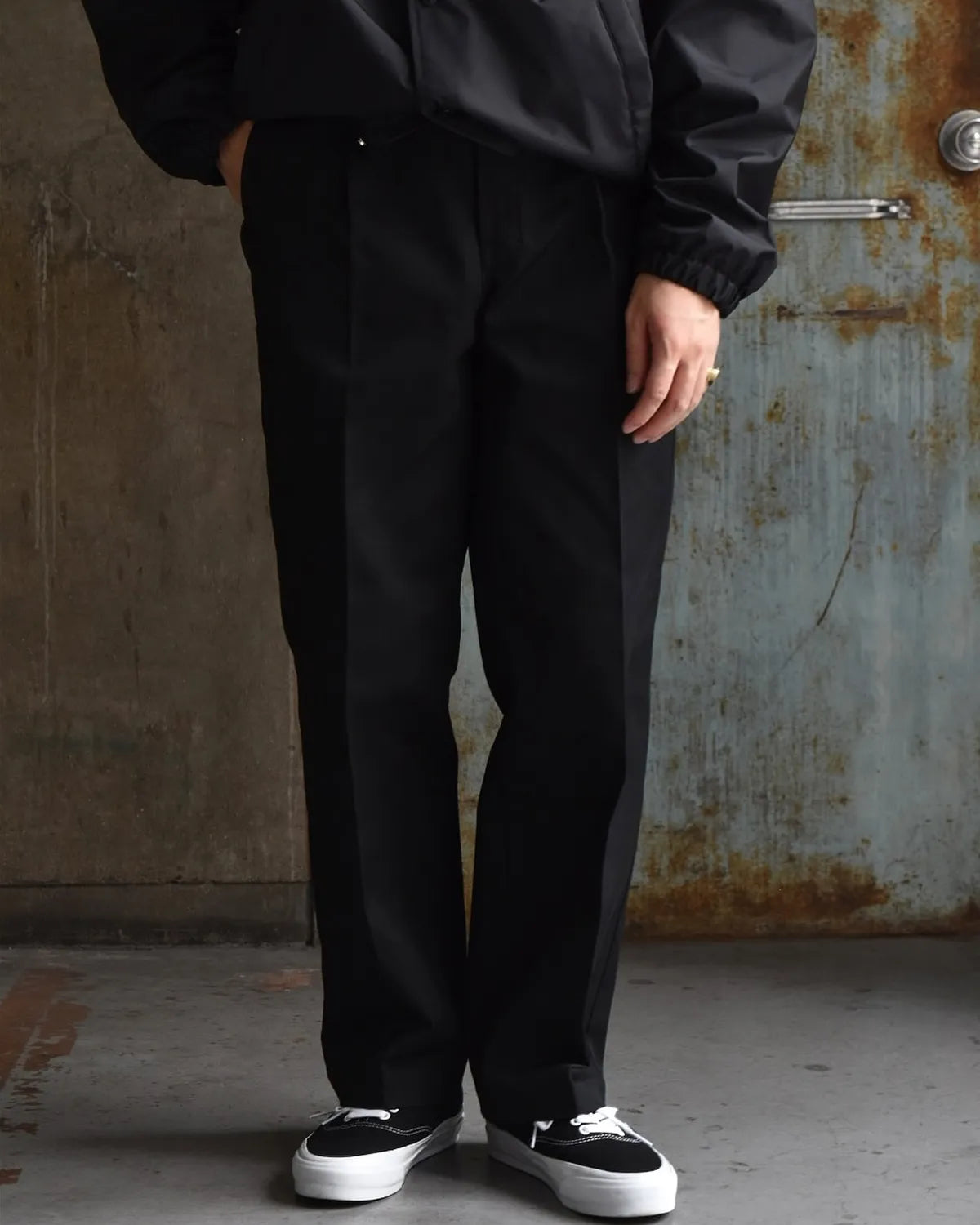 WACKO MARIA × DICKIES / PLEATED TROUSERS (25FW-WMP-DC01)