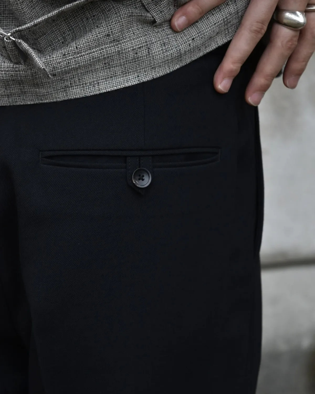 marka / Recycled Polyester Non-Mulesed Wool Gabardine Regular Straight Trousers (M25C07PT02C)