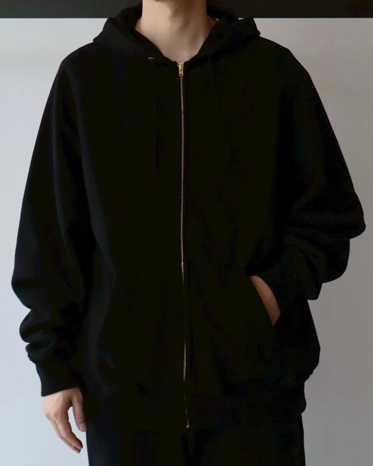 COMOLI / コットン裏毛 ジップパーカー (C03-05001)