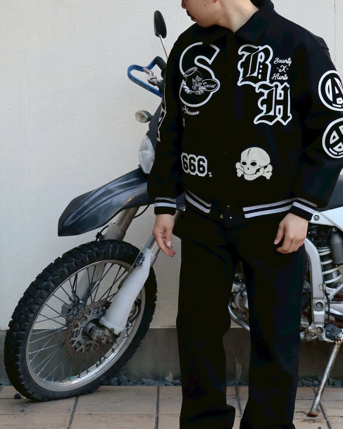 ©︎SAINT Mxxxxxx × BOUNTY HUNTER / BH_VARSITY JKT / SNTHUNTER (SM-MK8-0000-C34)