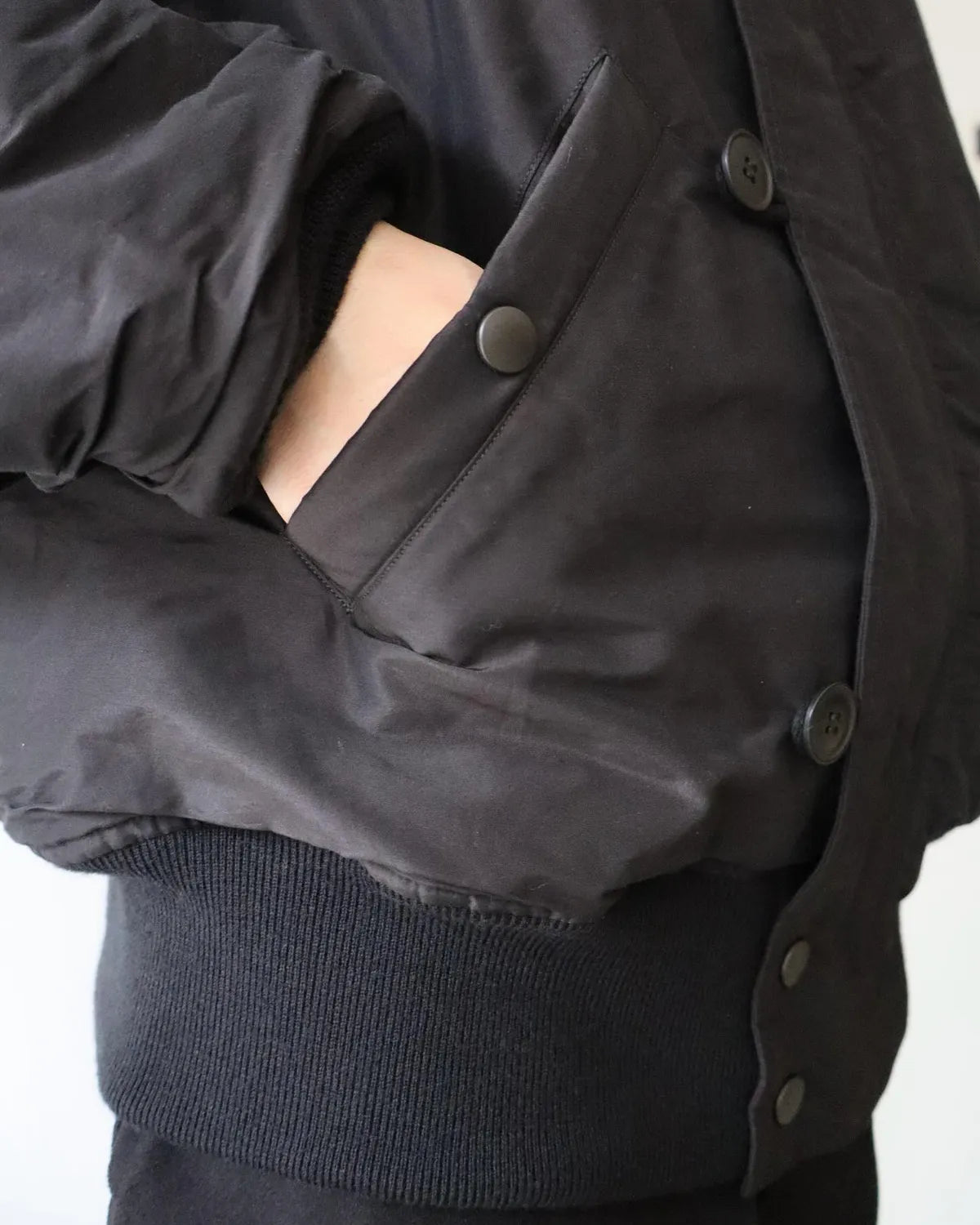 COMOLI / コットンシルク ミリタリーフーデッドジャケット (C03-01031)