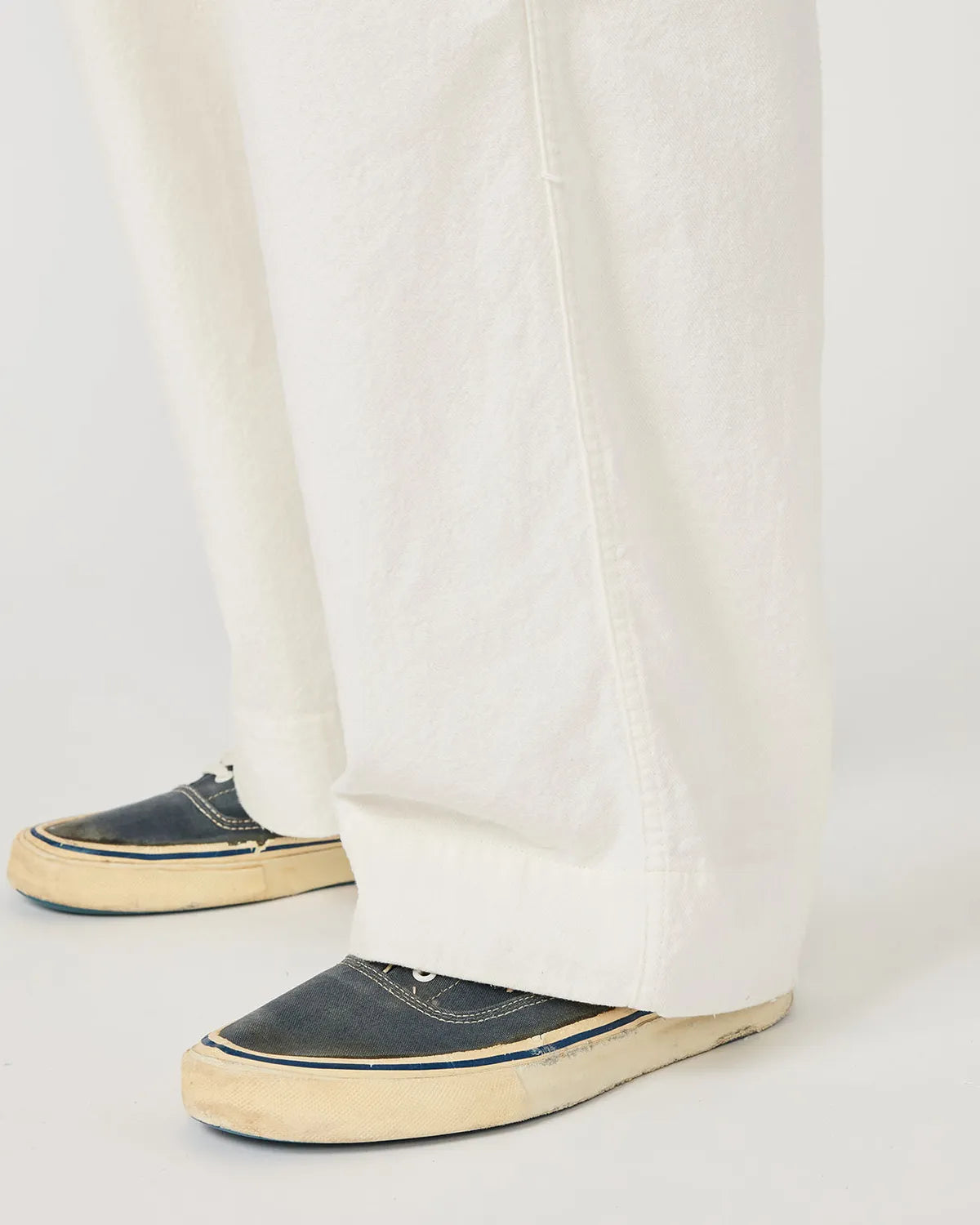 nanamica / Silk Nep Cotton Twill Deck Pants (S26SC032)