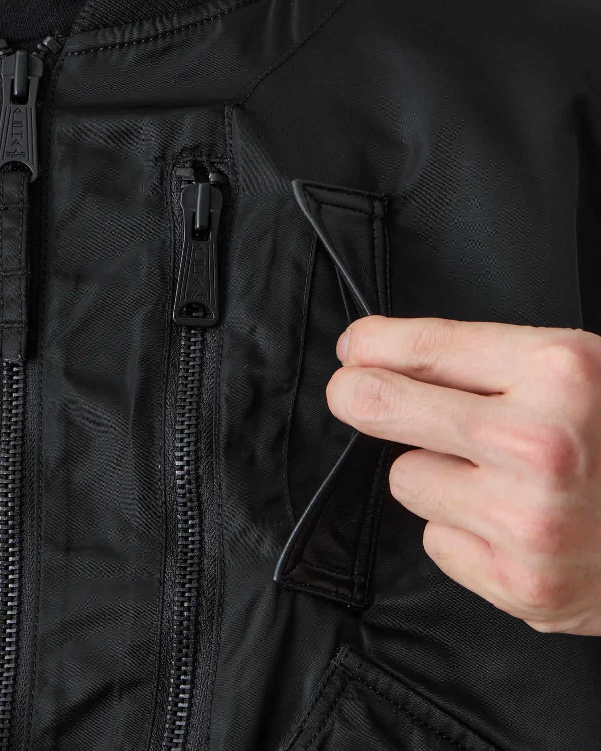 White Mountaineering × ALPHA INDUSTRIFS / WM × ALPHA INDUSTRIFS MA-1 JACKET (WM2573201)