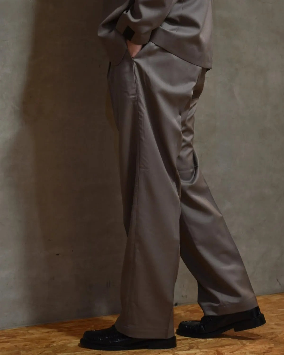N.HOOLYWOOD COMPILE / 2TUCK TROUSERS (2252-PT22-004)