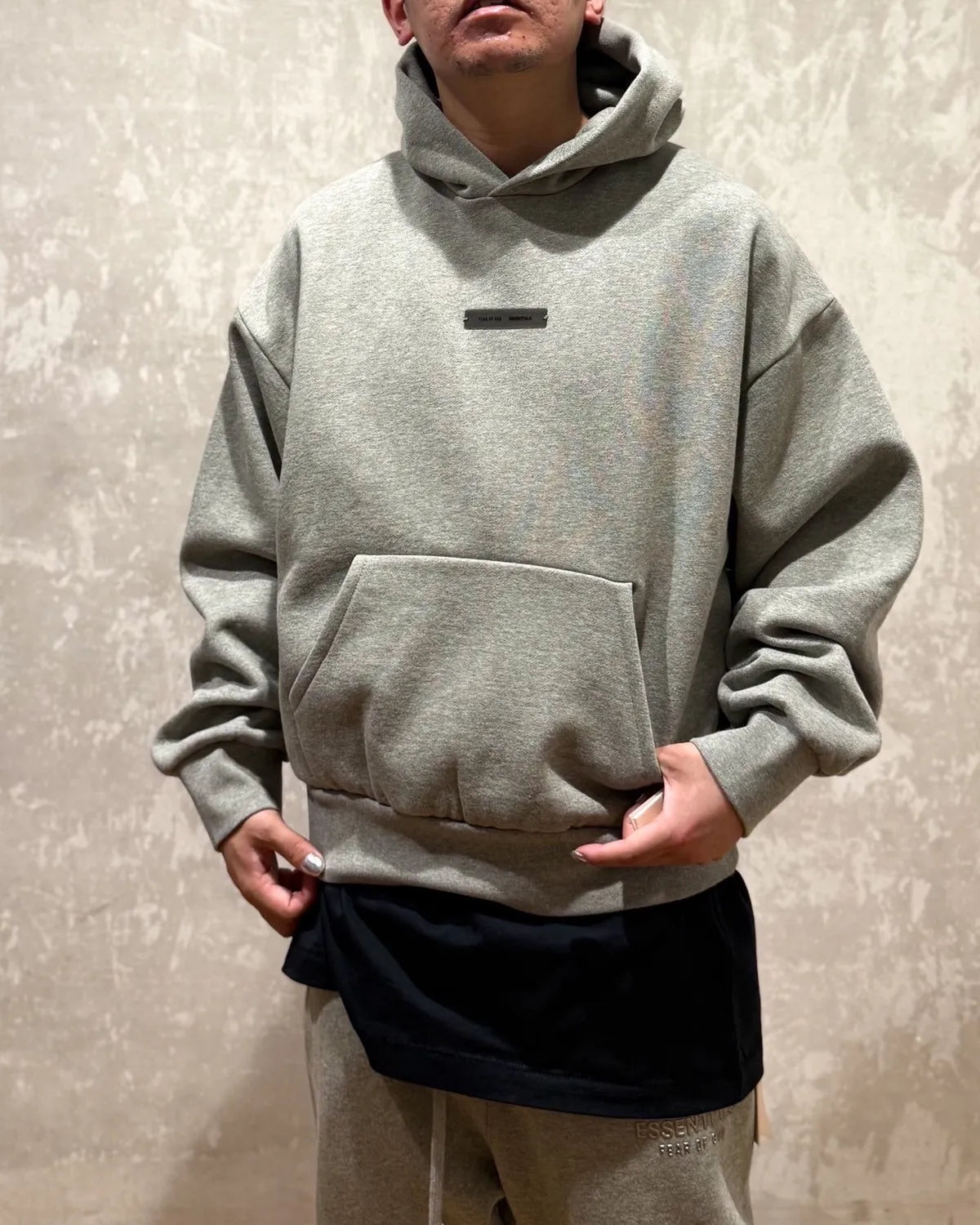 ESSENTIALS / CLASSIC FIT FLEECE HOODIE (192SP252050F)