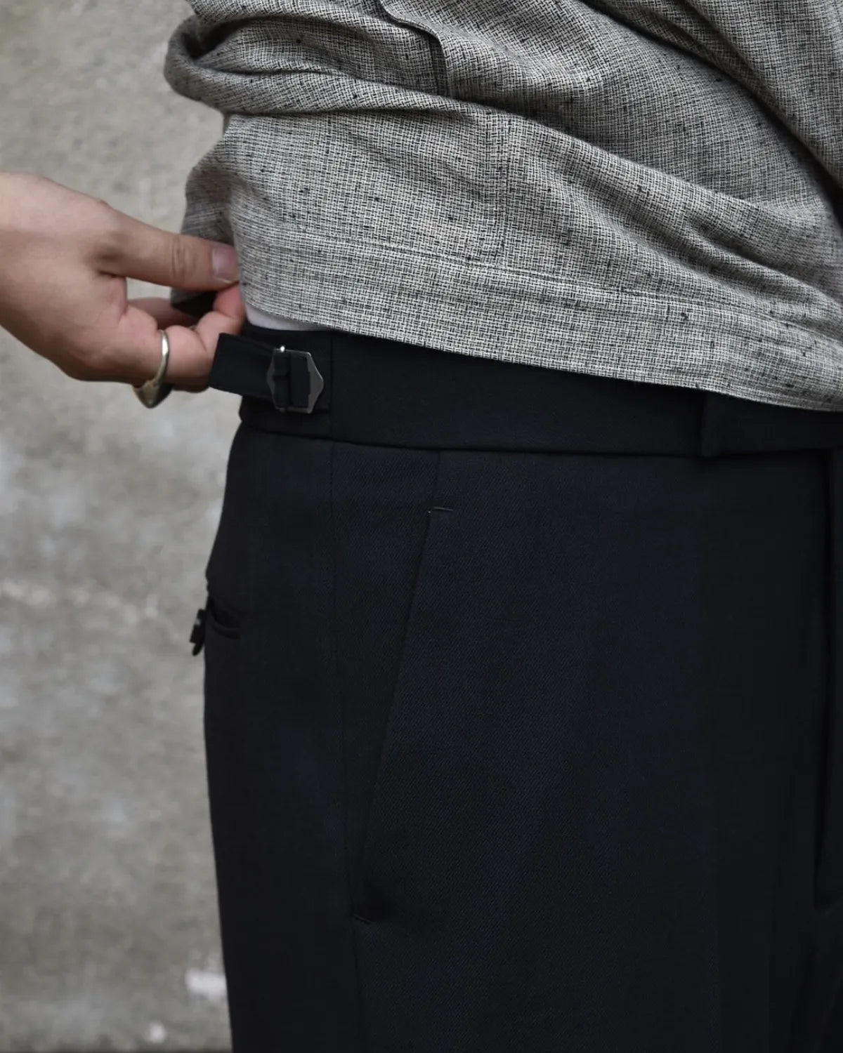 marka / Recycled Polyester Non-Mulesed Wool Gabardine Regular Straight Trousers (M25C07PT02C)