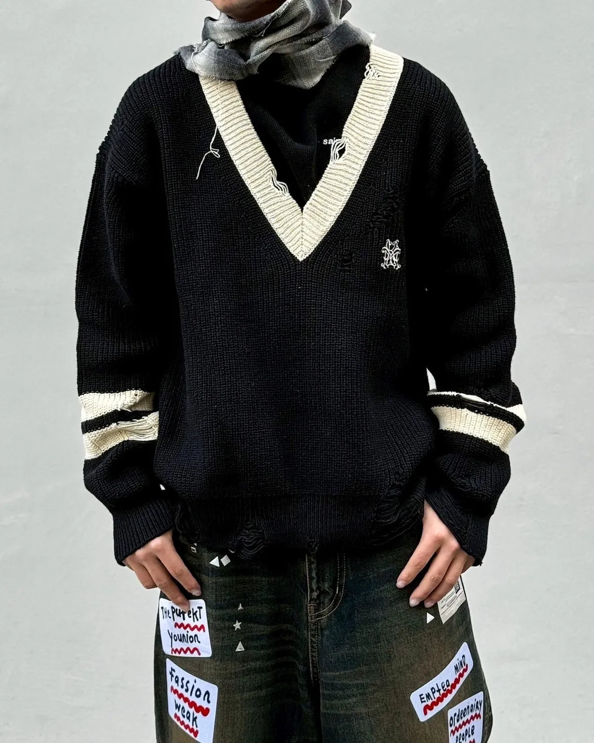 KAMIYA / School V-neck Sweater (G16PO061)