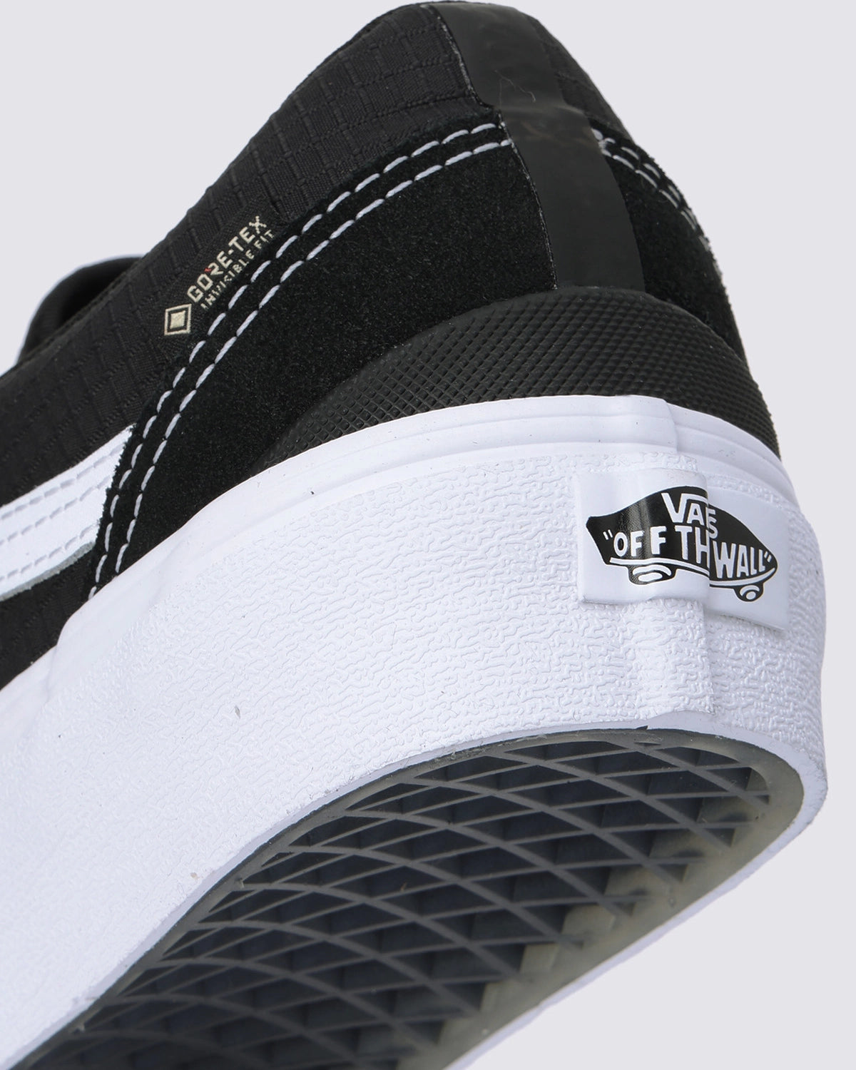VANS / Old Skool GORE-TEX® (VN0009QGBPB)