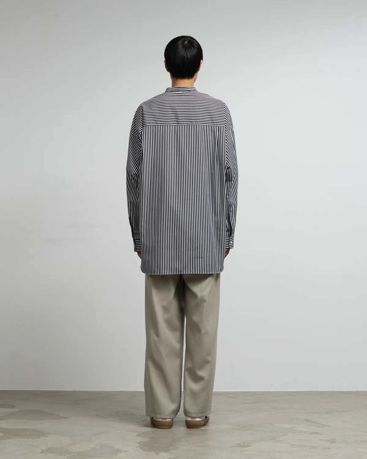 Graphpaper / High Count Band Collar Round Cut Oversized Shirt (GM253-50031C)