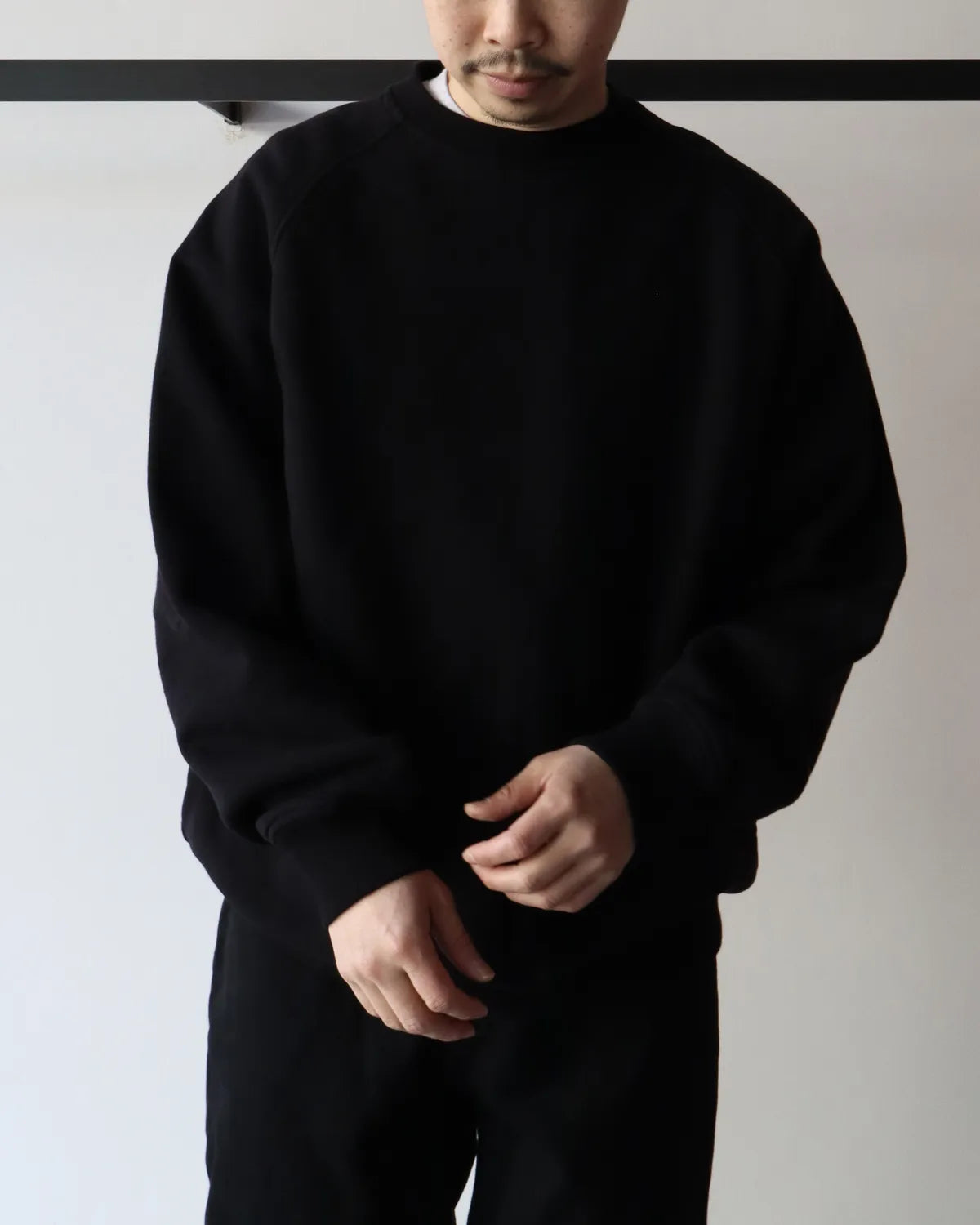 COMOLI / コットン裏毛 クルーネック (D01-05002)