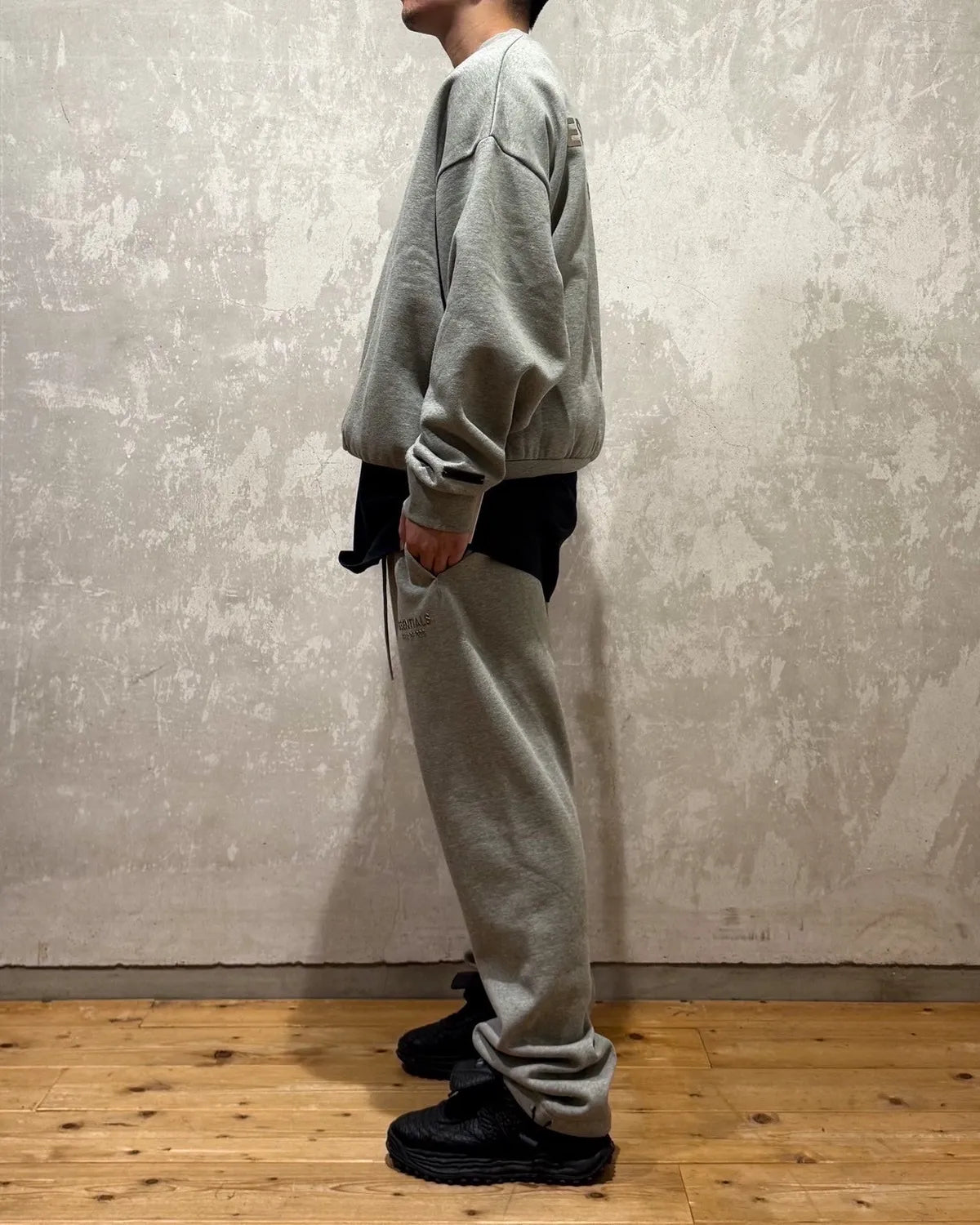 ESSENTIALS / CLASSIC FIT FLEECE CREWNECK (192SP252040F)